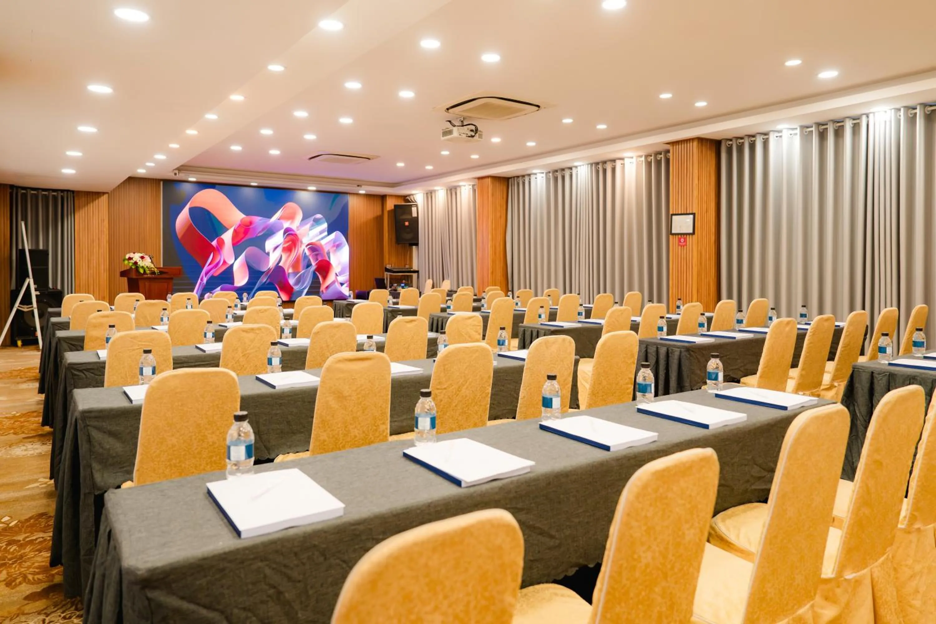 Banquet/Function facilities in Viet Lotus Saigon Hotel
