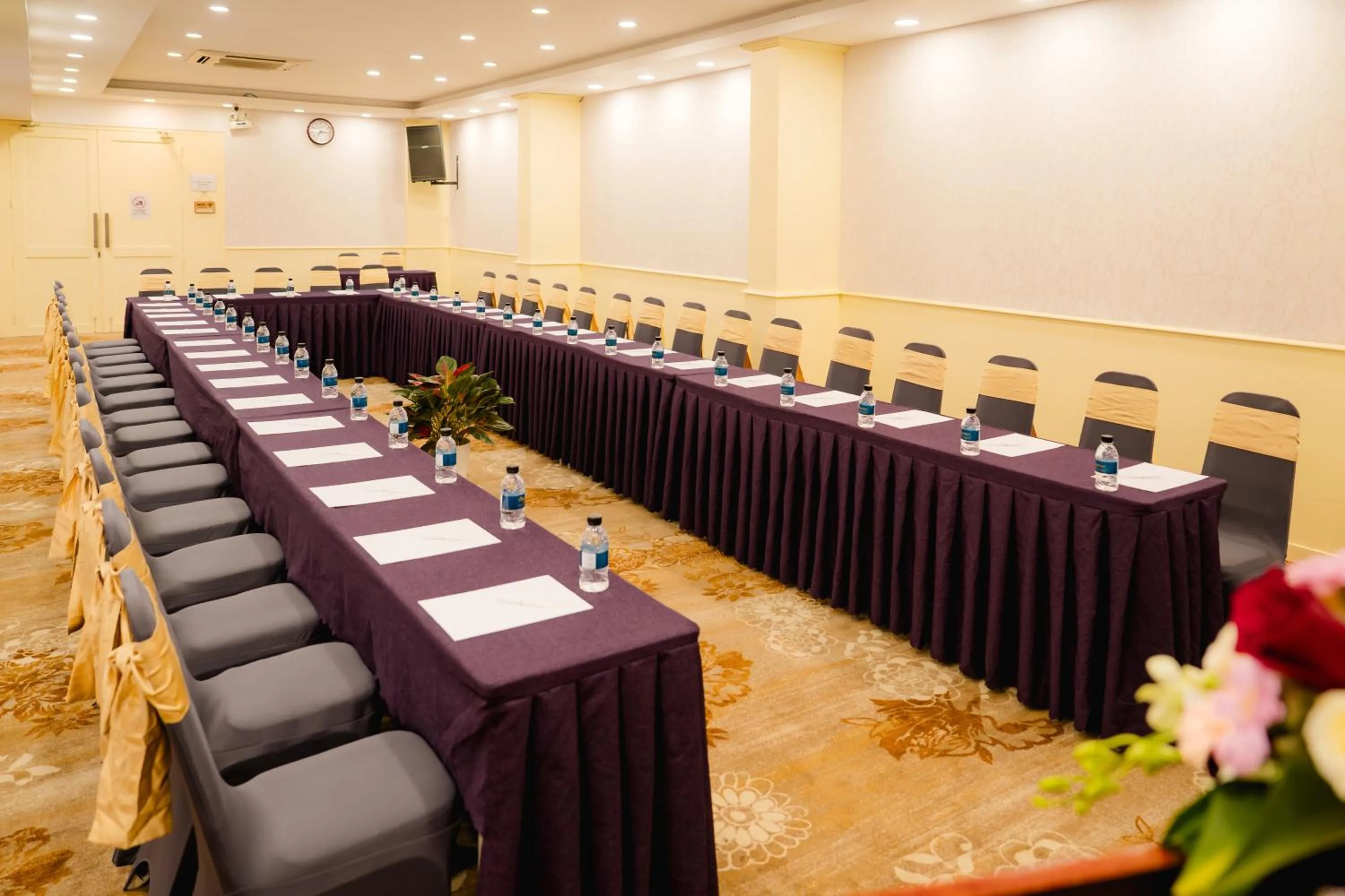 Banquet/Function facilities in Viet Lotus Saigon Hotel
