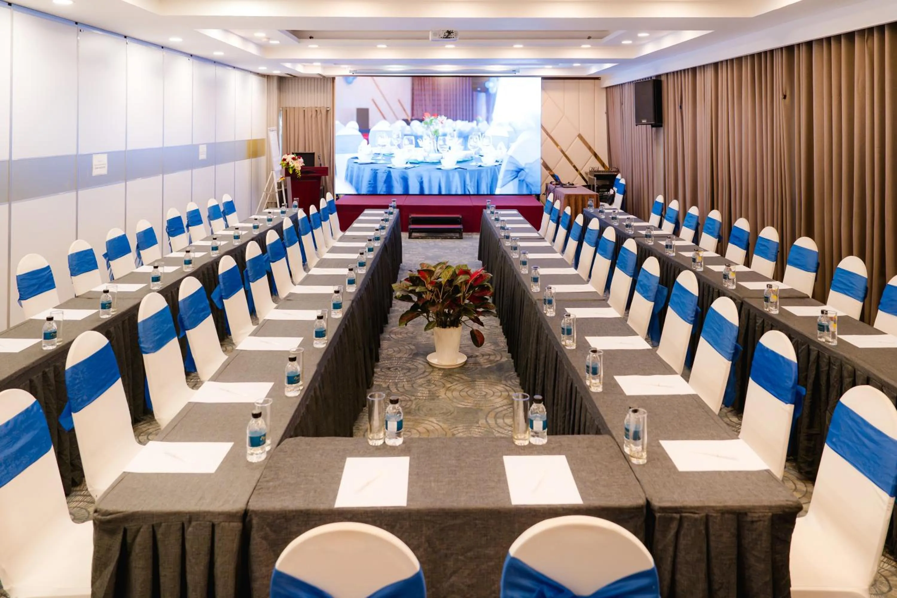 Banquet/Function facilities in Viet Lotus Saigon Hotel