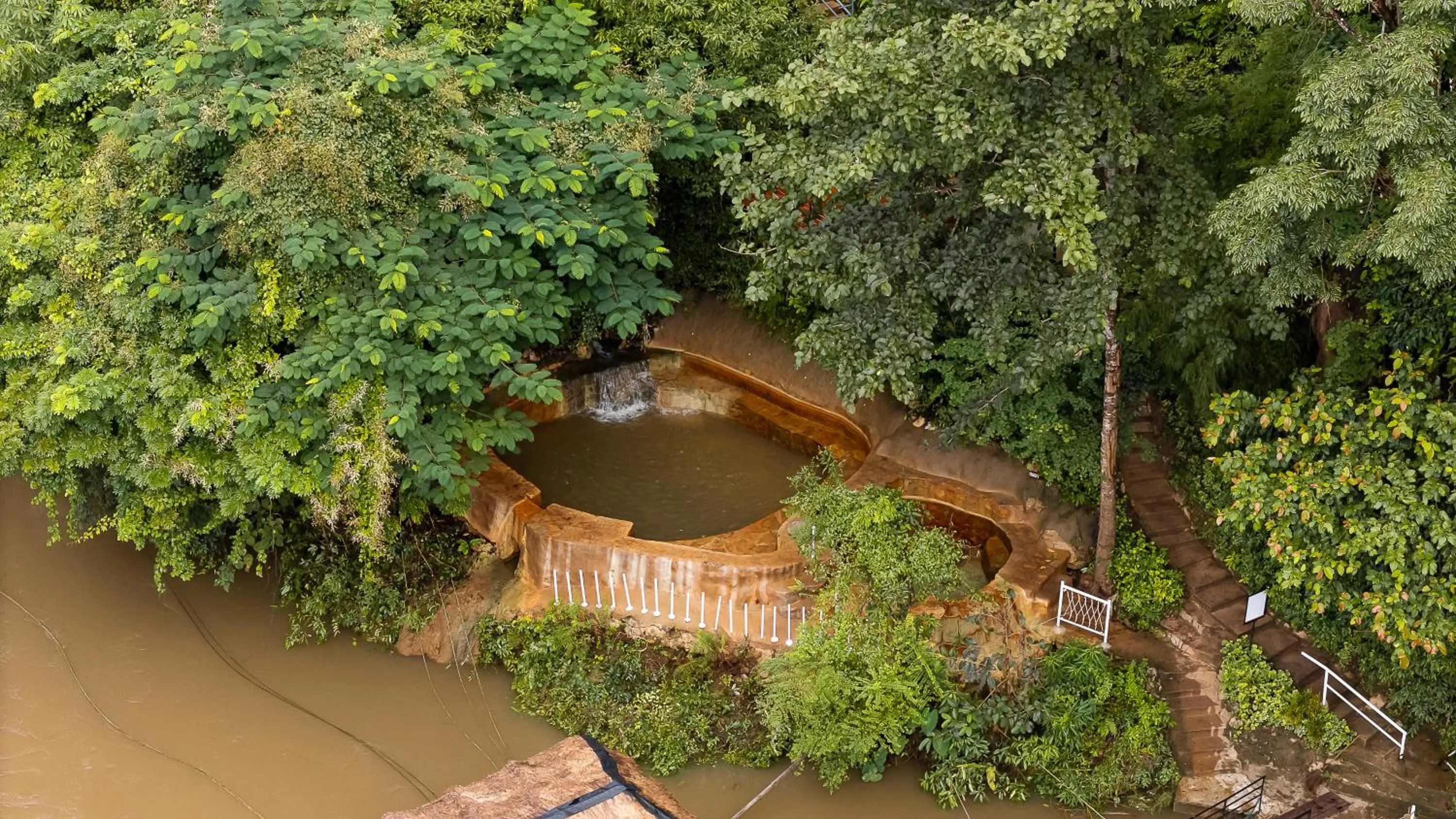Natural landscape in Hintok River Camp