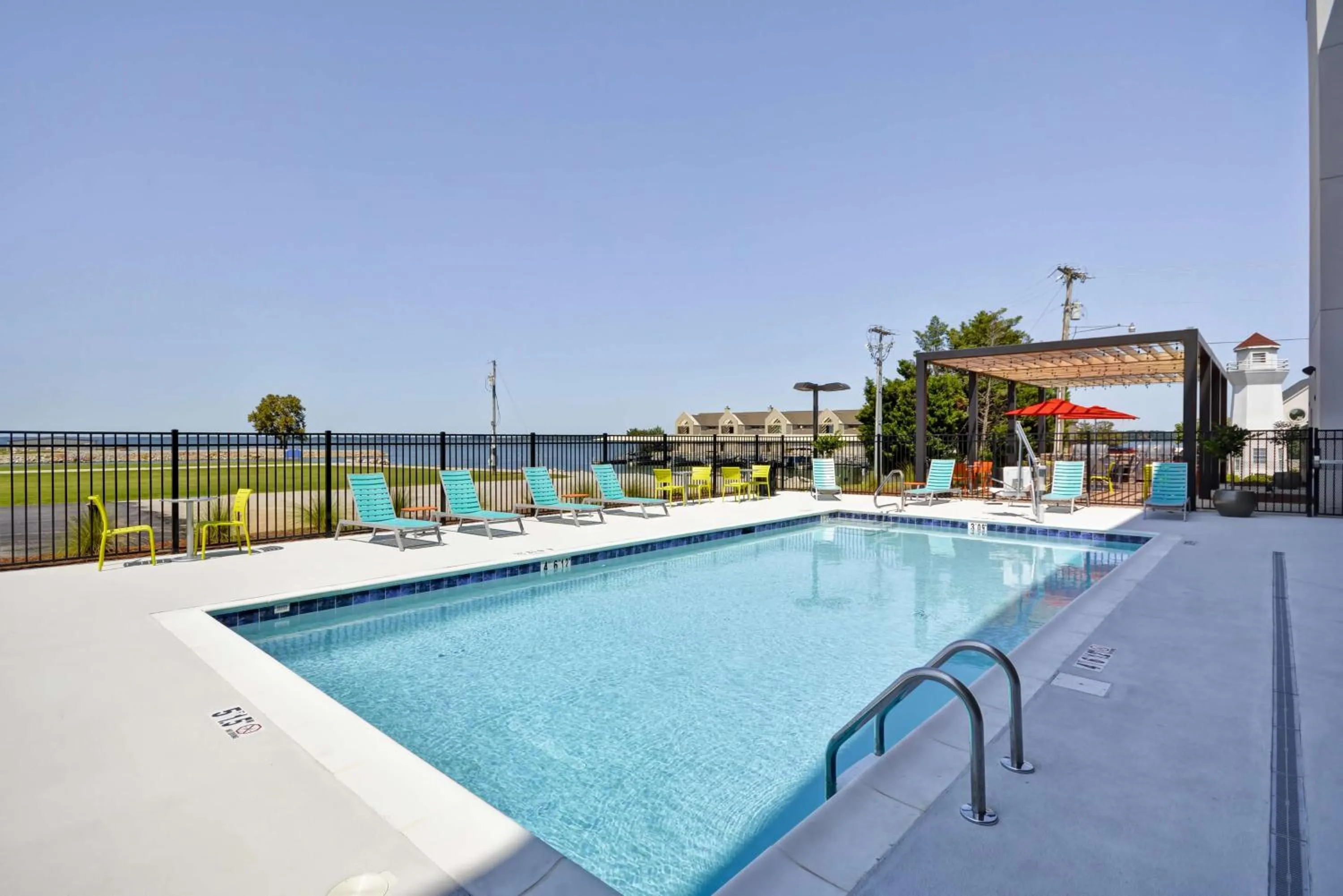 Pool view in Home2 Suites By Hilton Decatur Ingalls Harbor