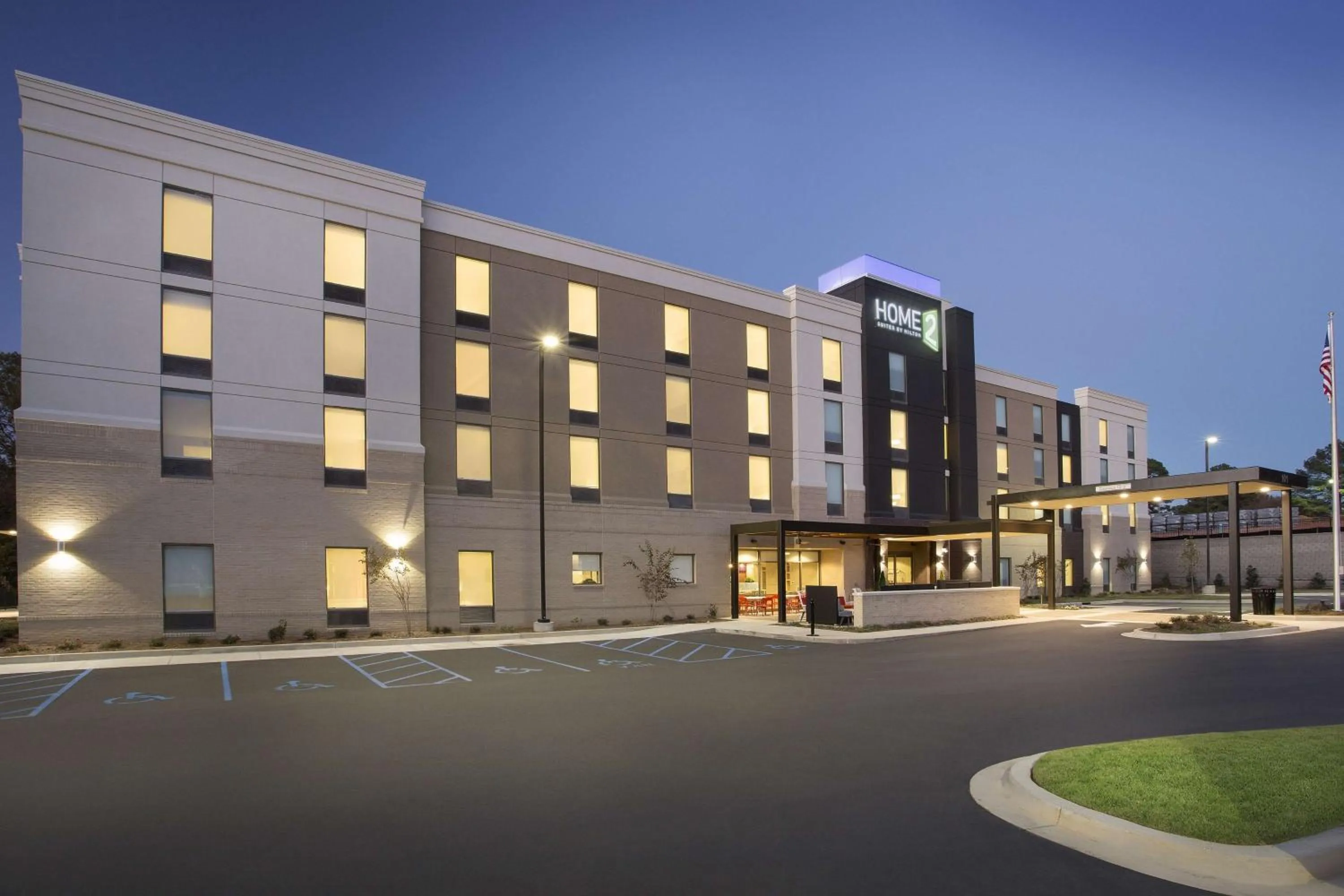 Property building in Home2 Suites By Hilton Oxford