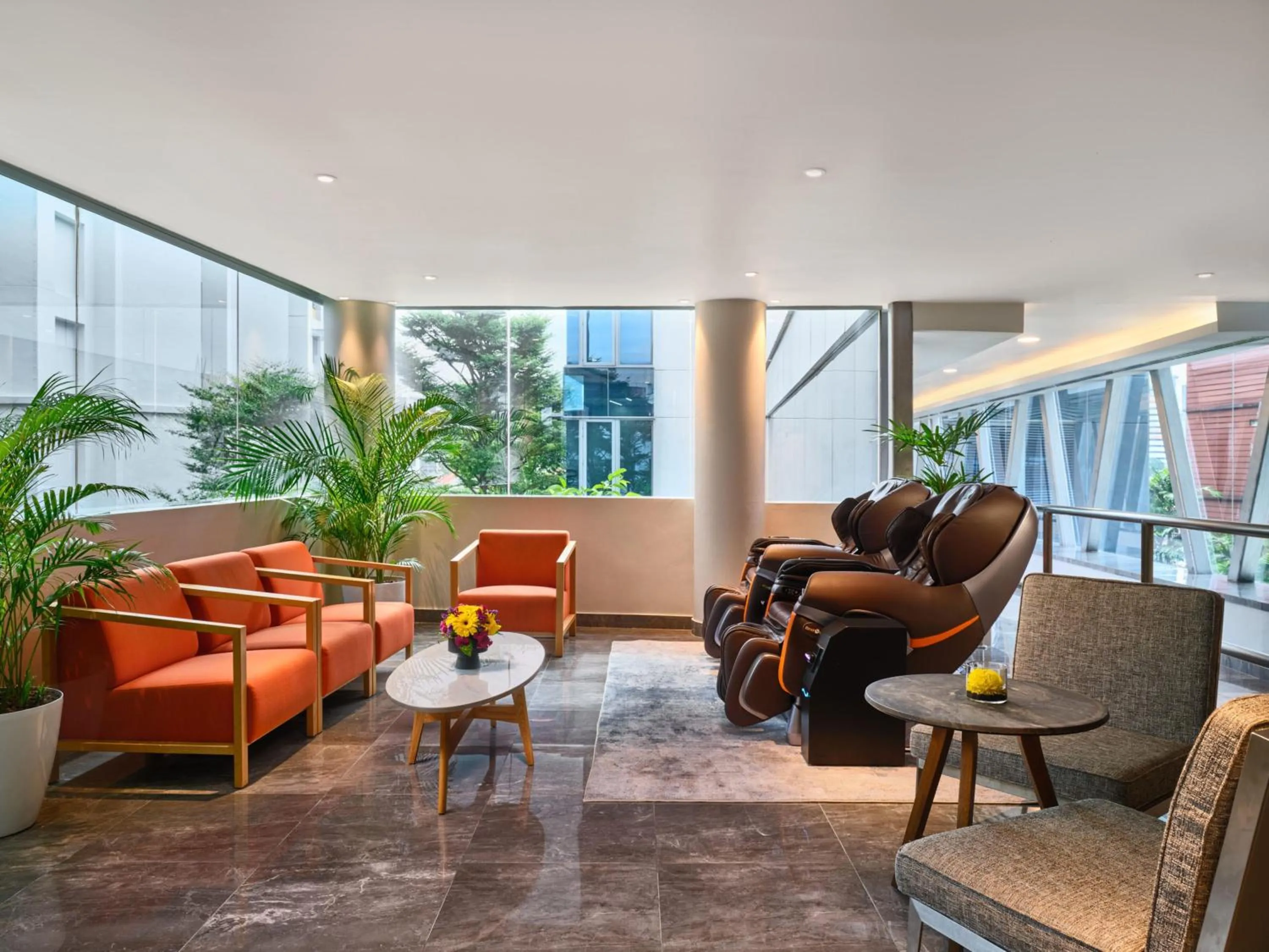 Lobby or reception in Hilton Garden Inn Singapore Serangoon