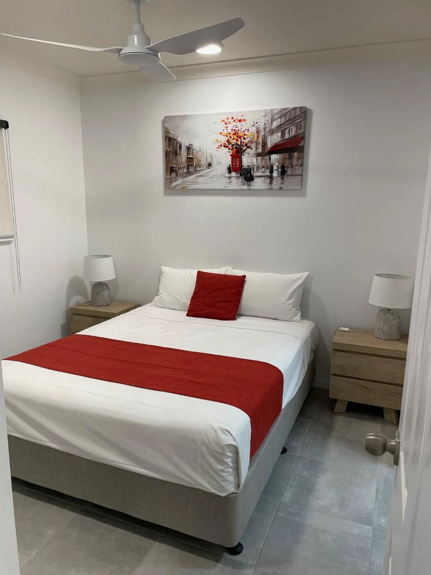 Bedroom, Bed in The York Beachfront Holiday Apartments