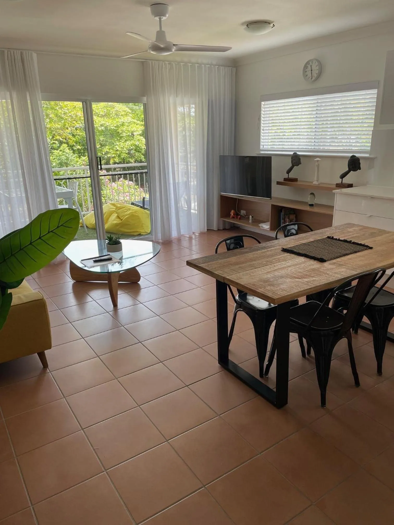 Living room in The York Beachfront Holiday Apartments