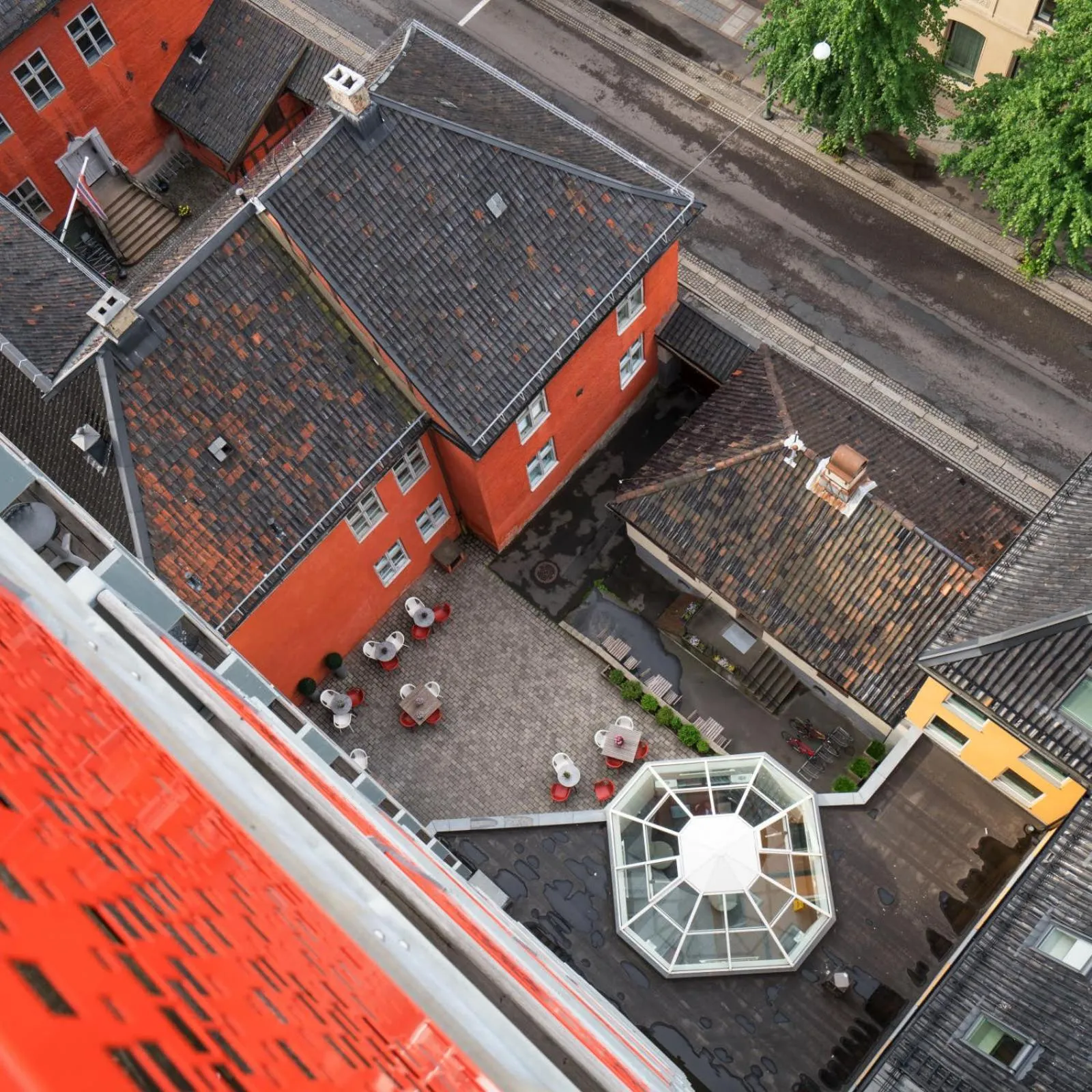 Patio in Thon Hotel Panorama