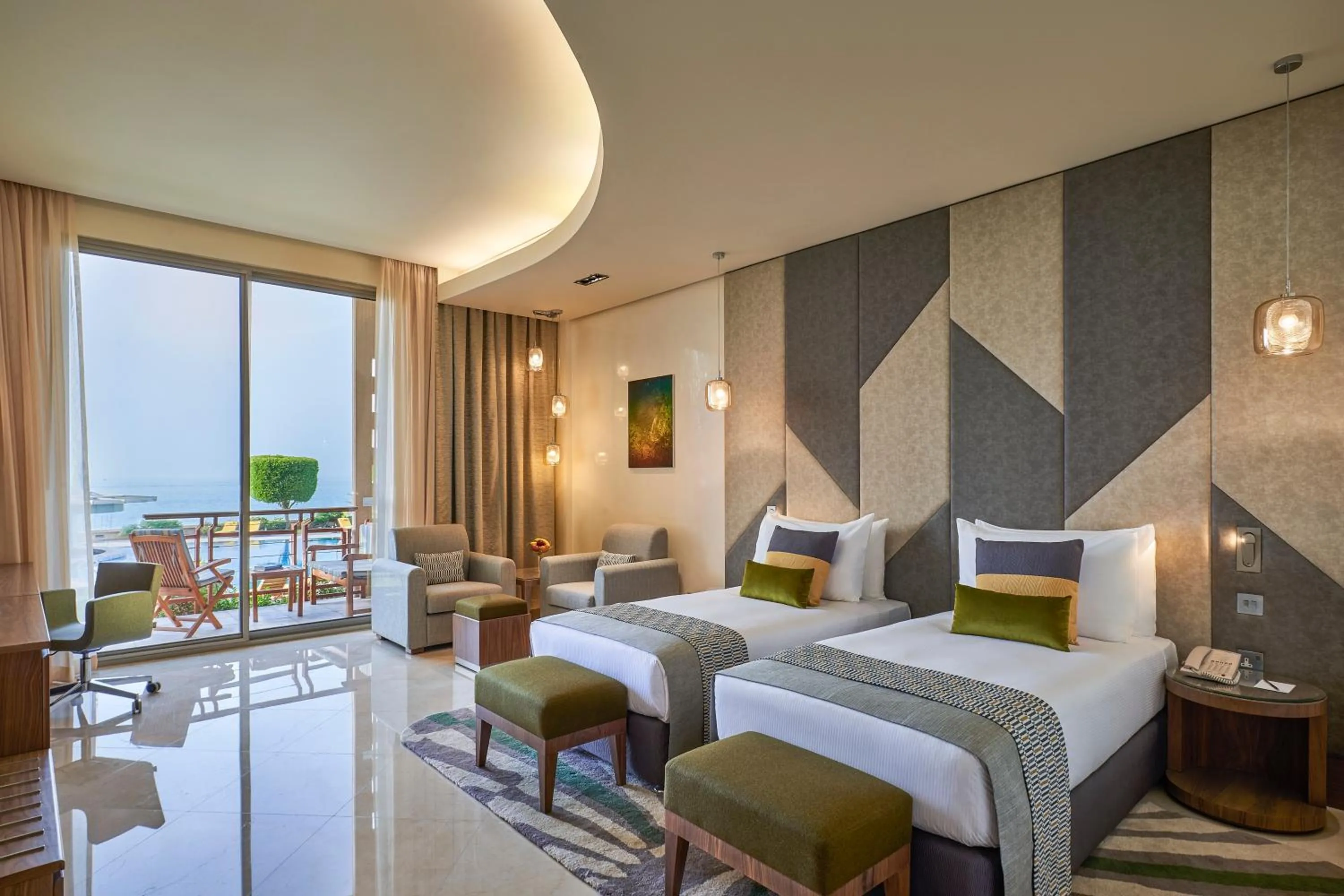 Bedroom, Bed in Marina Hotel