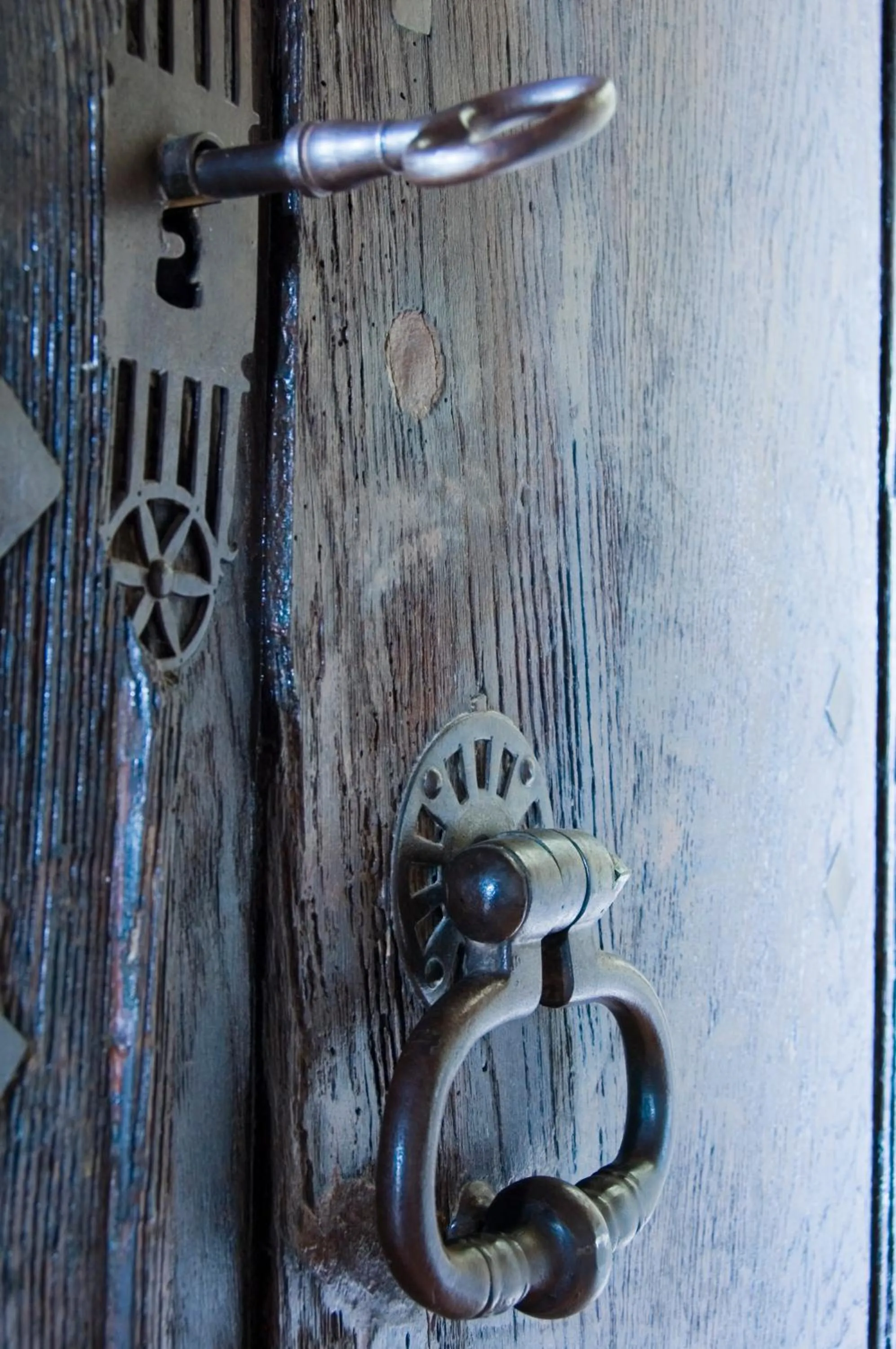 Decorative detail in B&B Manoir de la Fabrègues