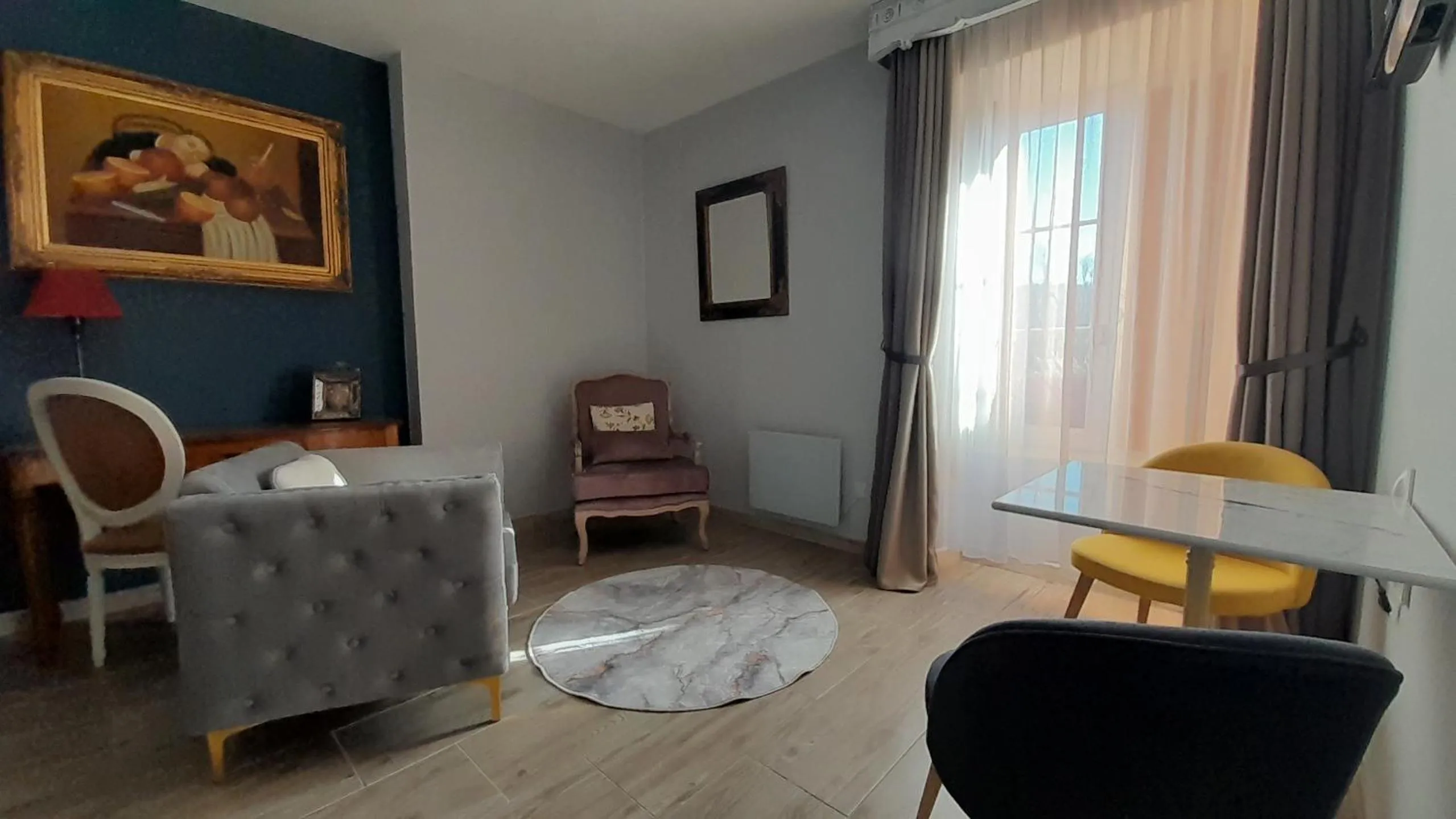 Living room in B&B Manoir de la Fabrègues