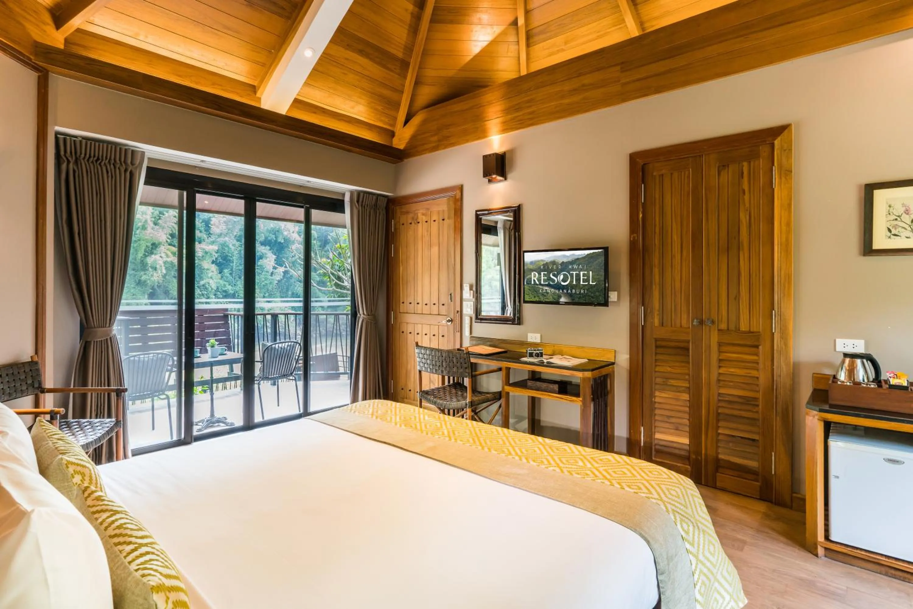 TV and multimedia, Bed in River Kwai Resotel