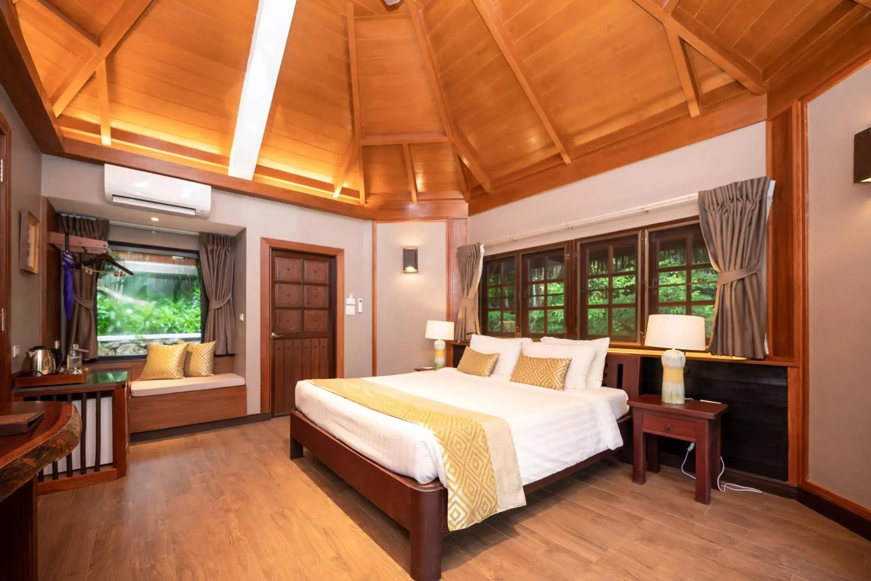 Superior Double or Twin Room in River Kwai Resotel Superior Double or Twin Room in River Kwai Resotel