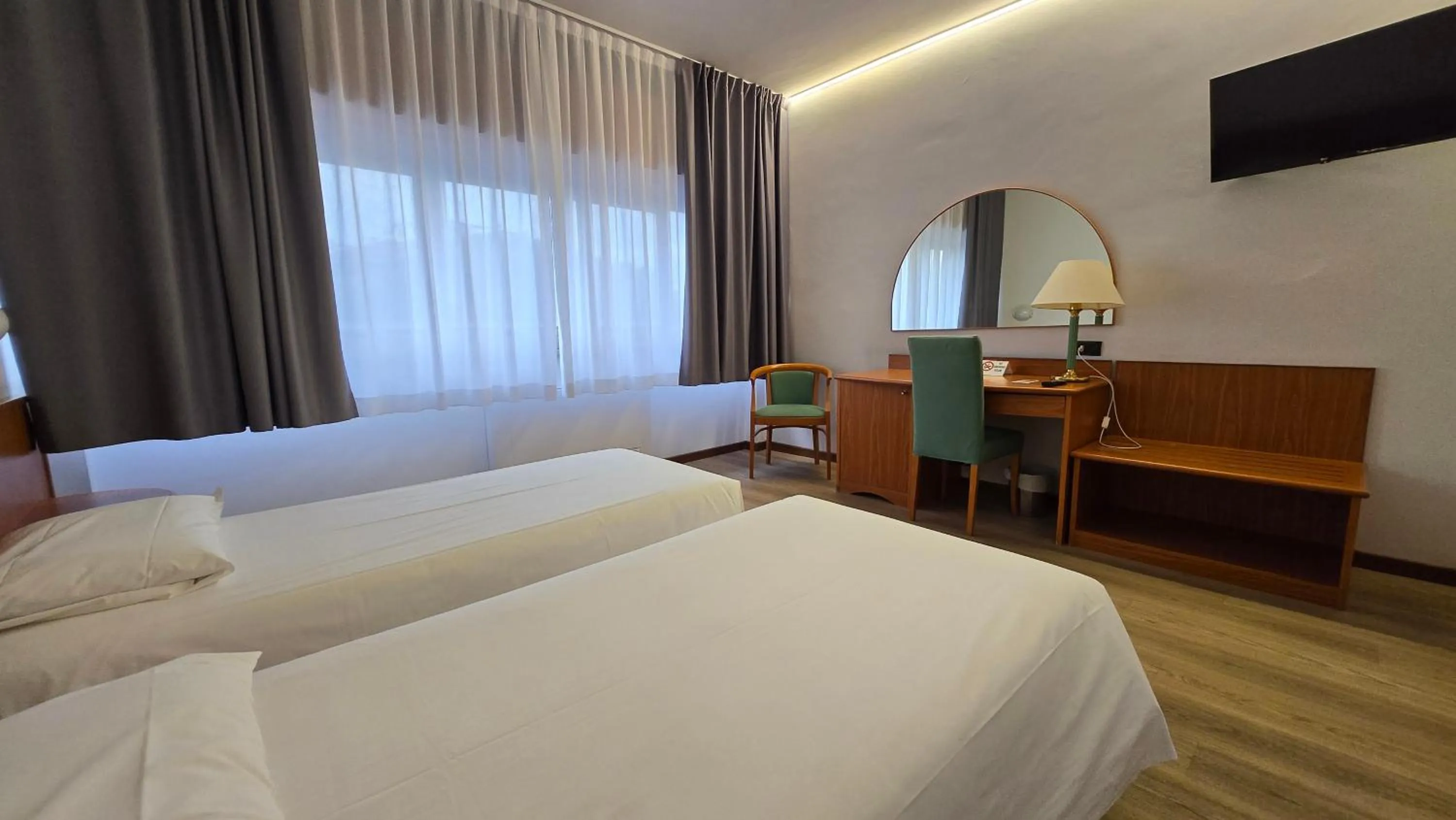 Bed in Hotel Cristallo