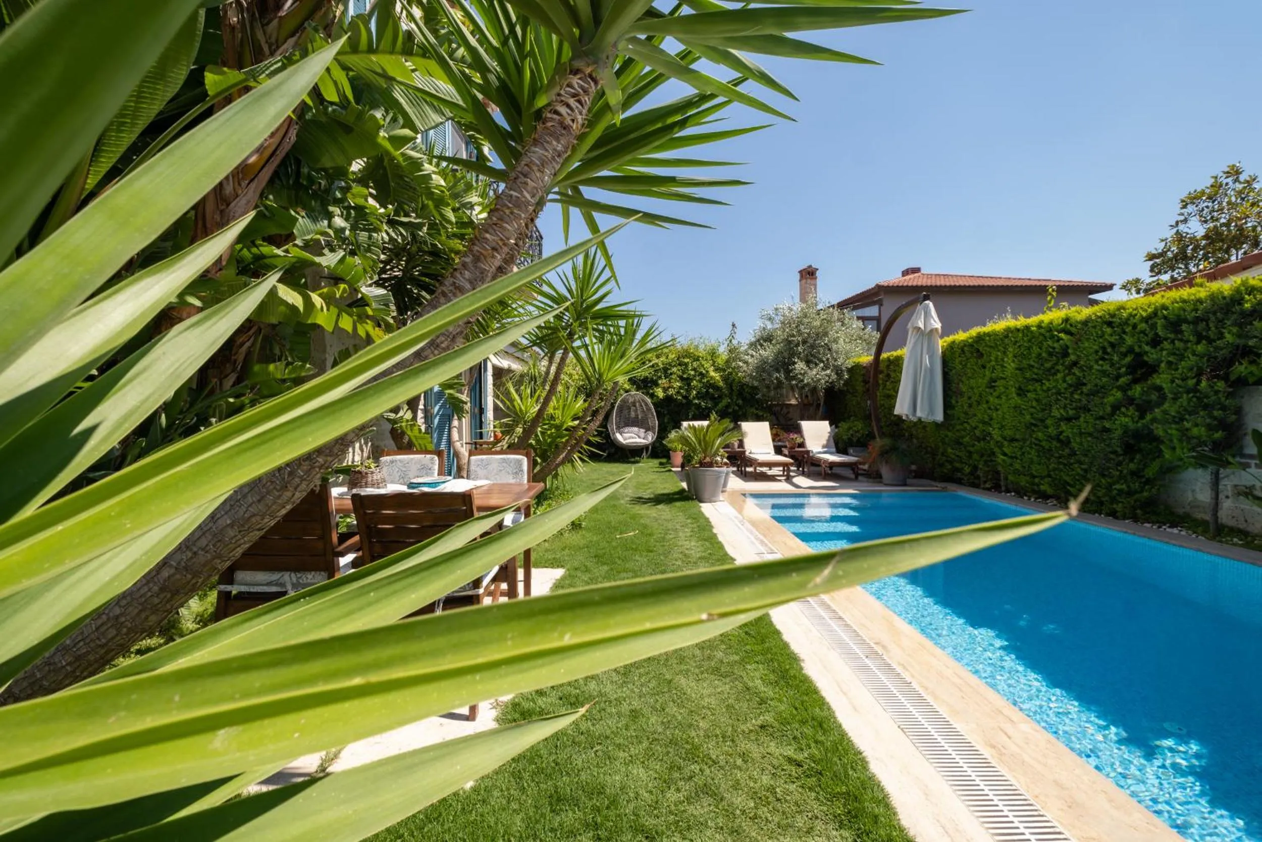Swimming pool in Bramasole Alaçatı