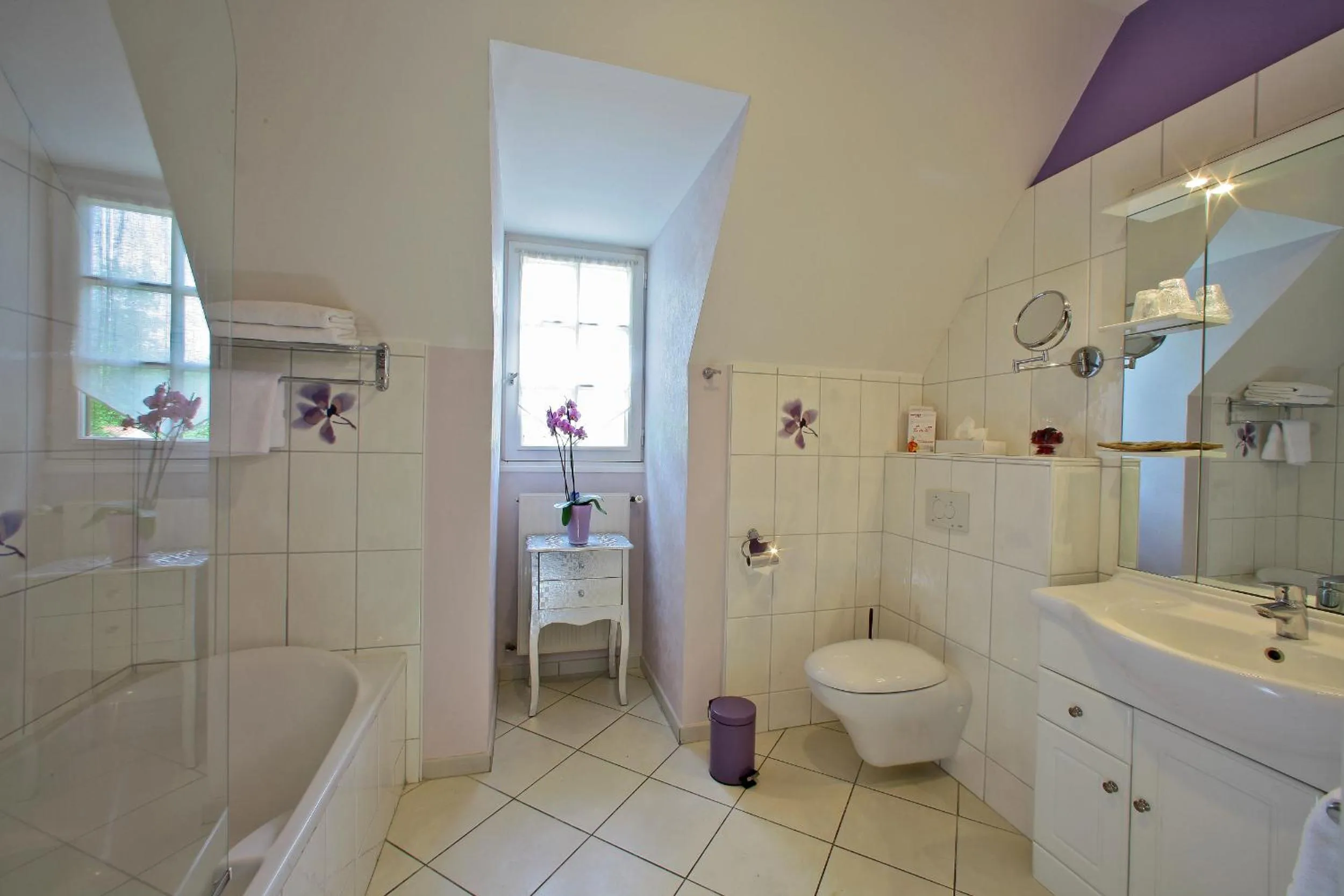 Bathroom in Hostellerie du Causse
