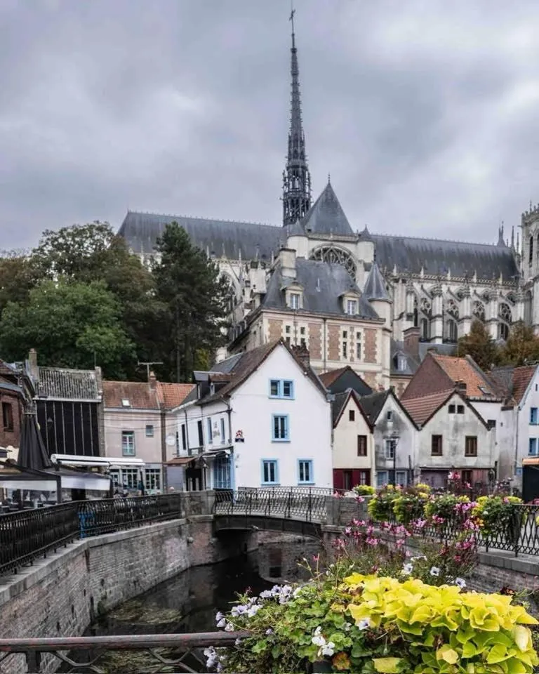 Nearby landmark in Hotel Au Spatial