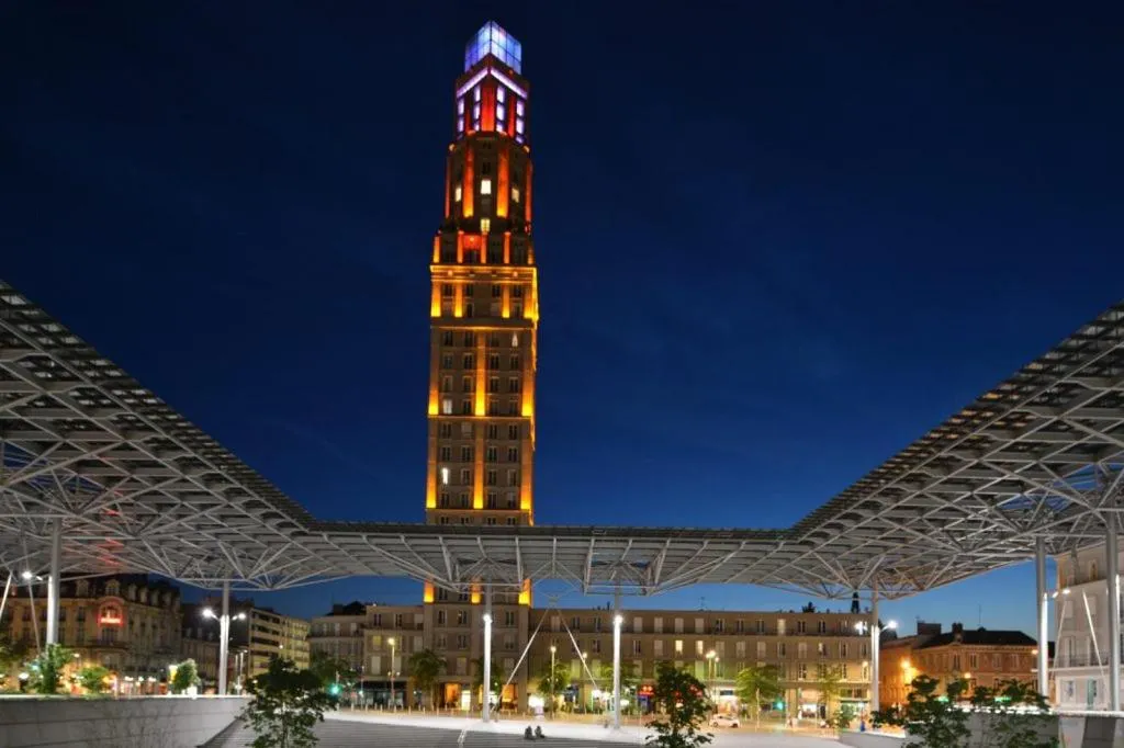 Off site in Hotel Au Spatial