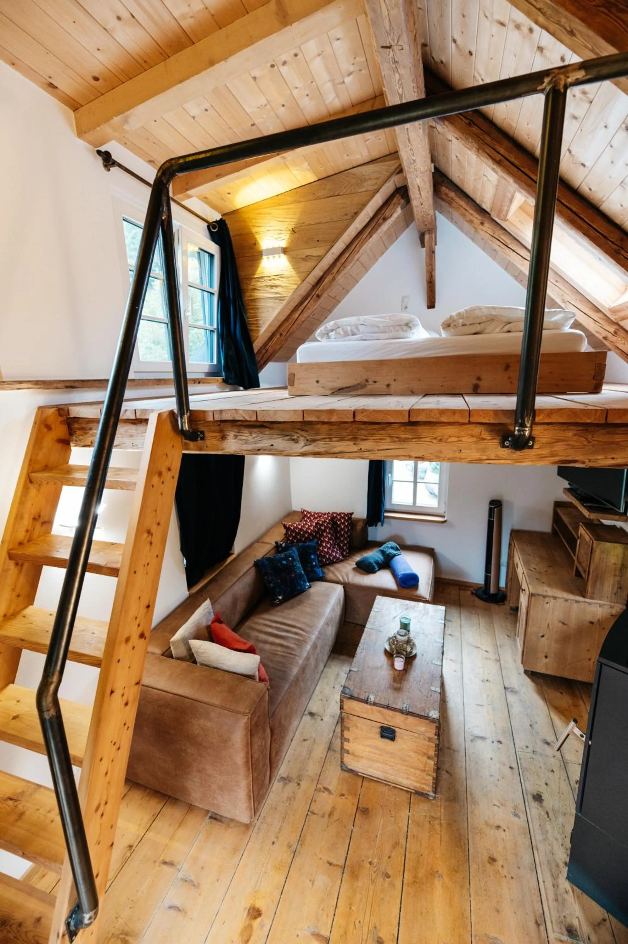 Living room, Bed in Chalet am Sonnenhang