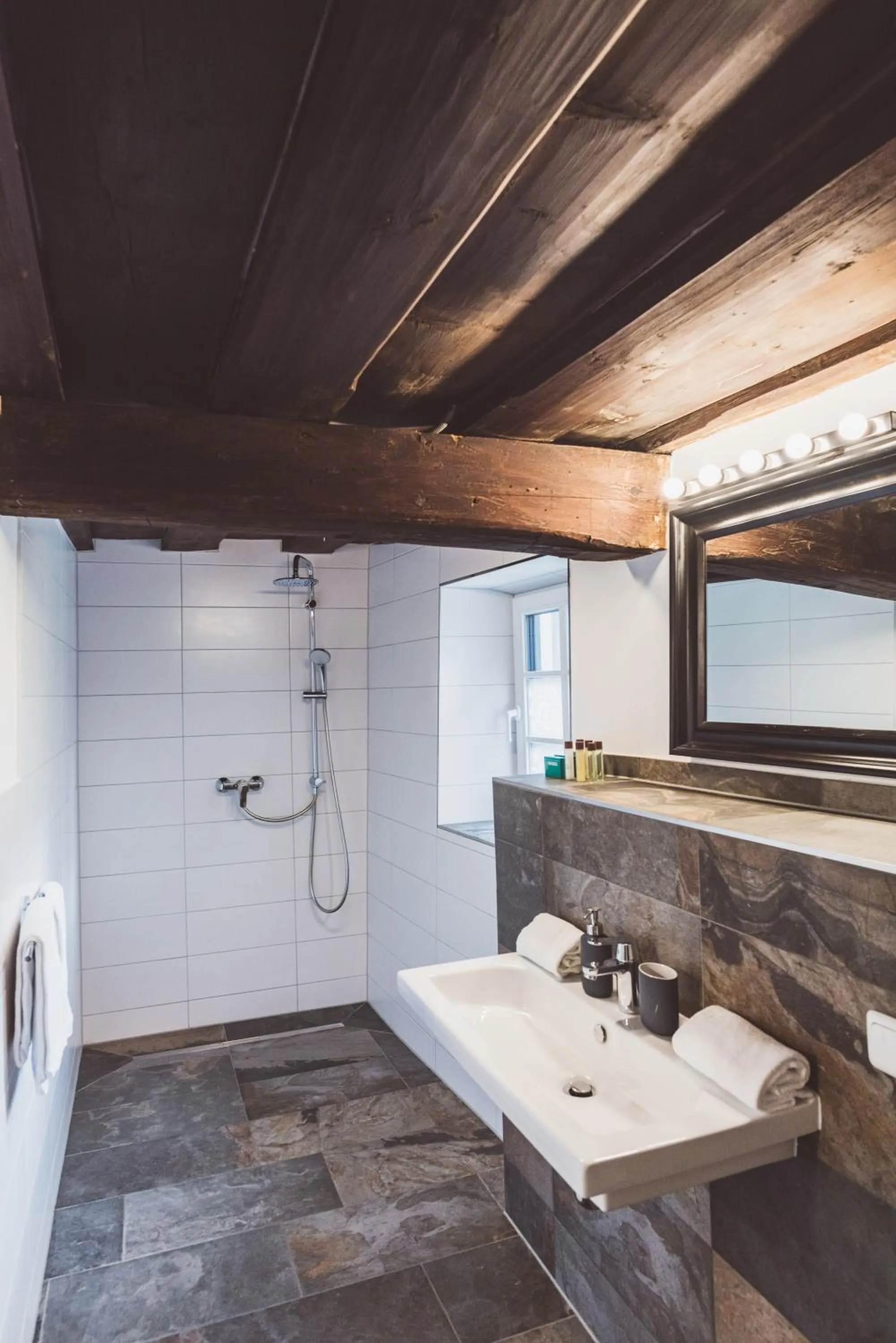 Bathroom in Chalet am Sonnenhang