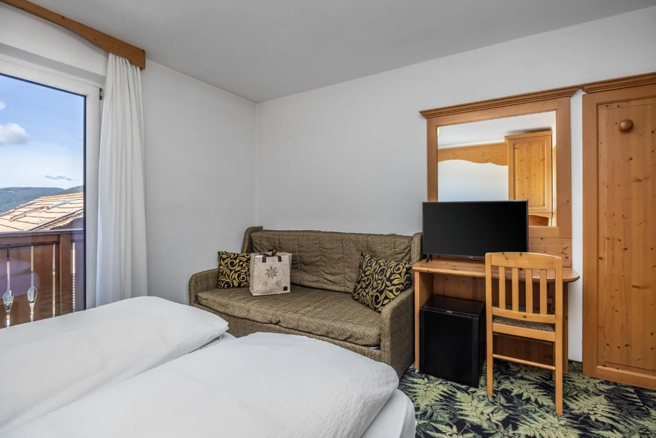 Bedroom, Bed in Hotel Tirol- Natural Idyll