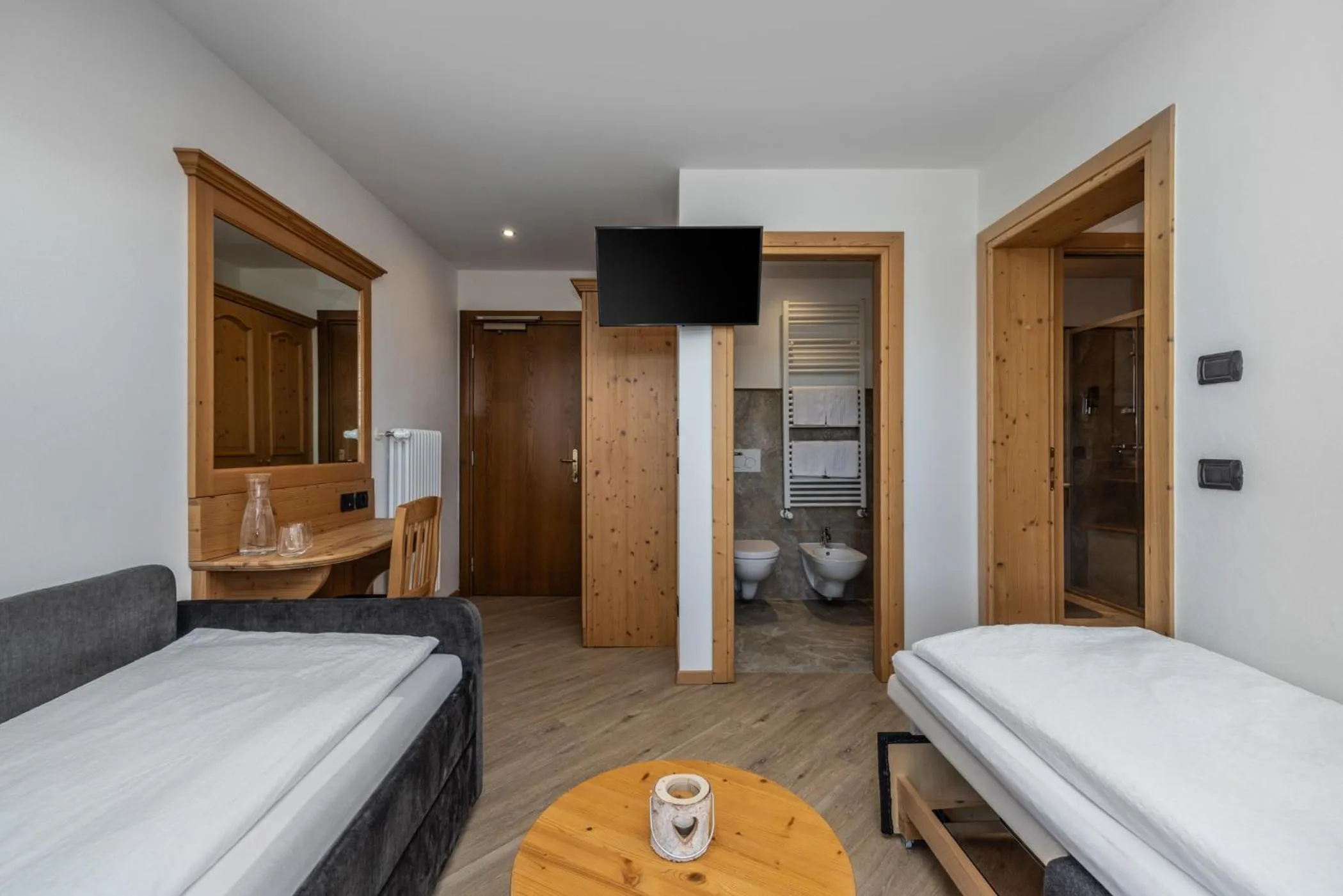 Bedroom, Bed in Hotel Tirol- Natural Idyll