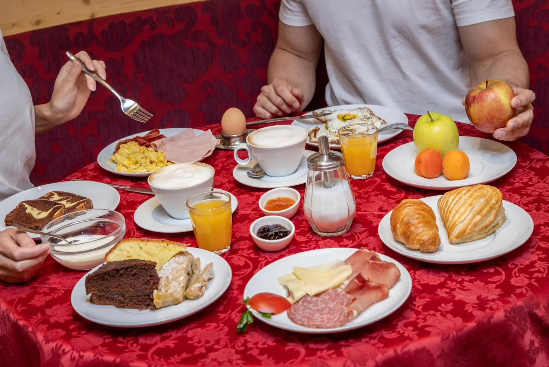 Breakfast in Hotel Tirol- Natural Idyll