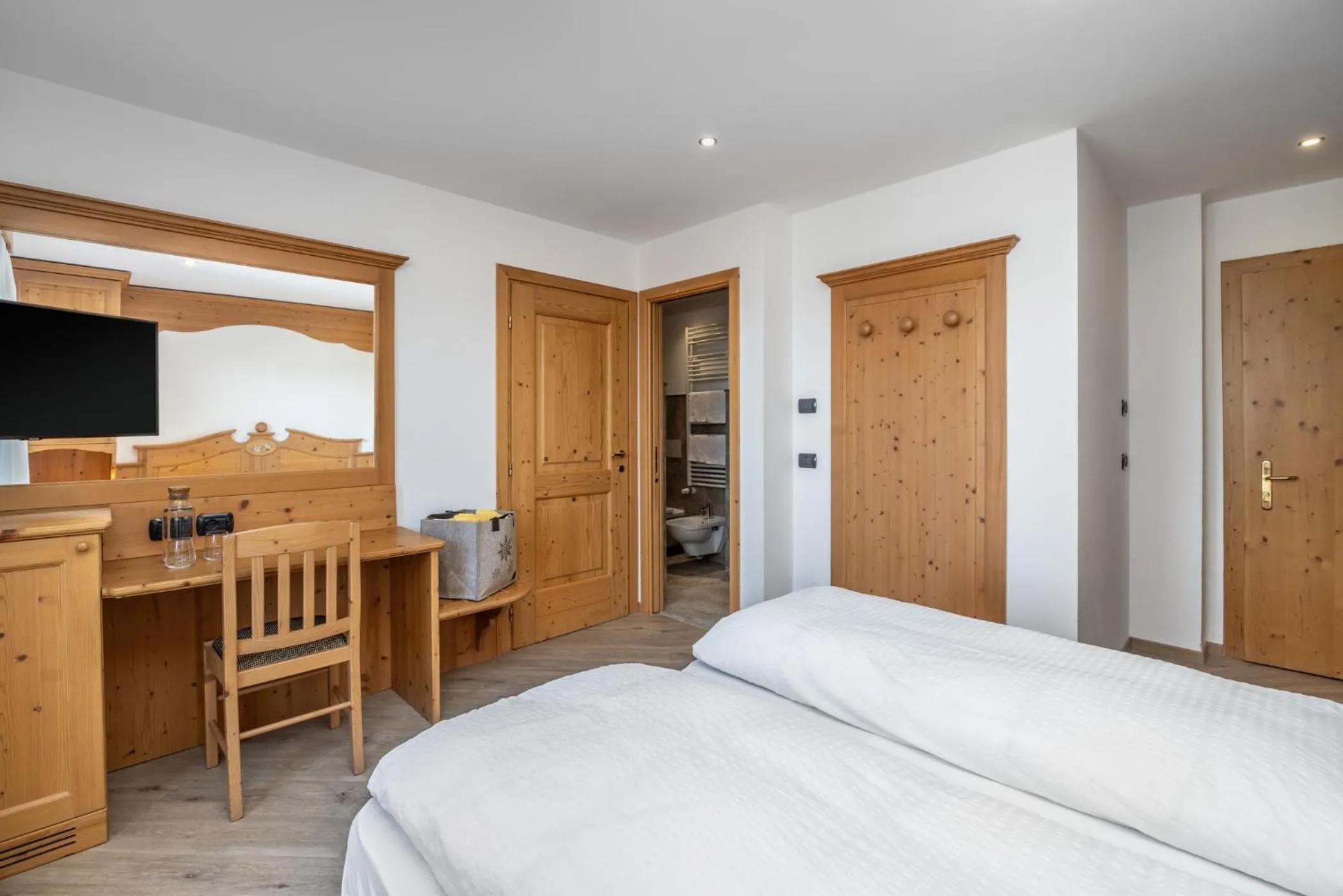 Bedroom, Bed in Hotel Tirol- Natural Idyll