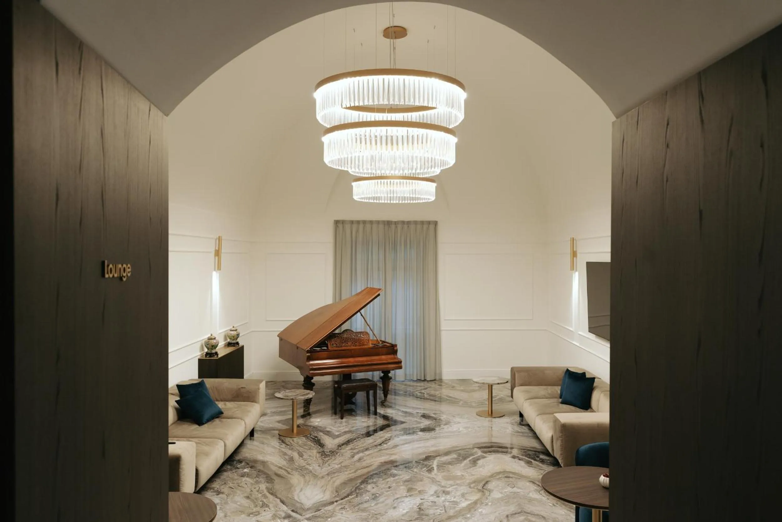 Communal lounge/ TV room in Albergo Italia