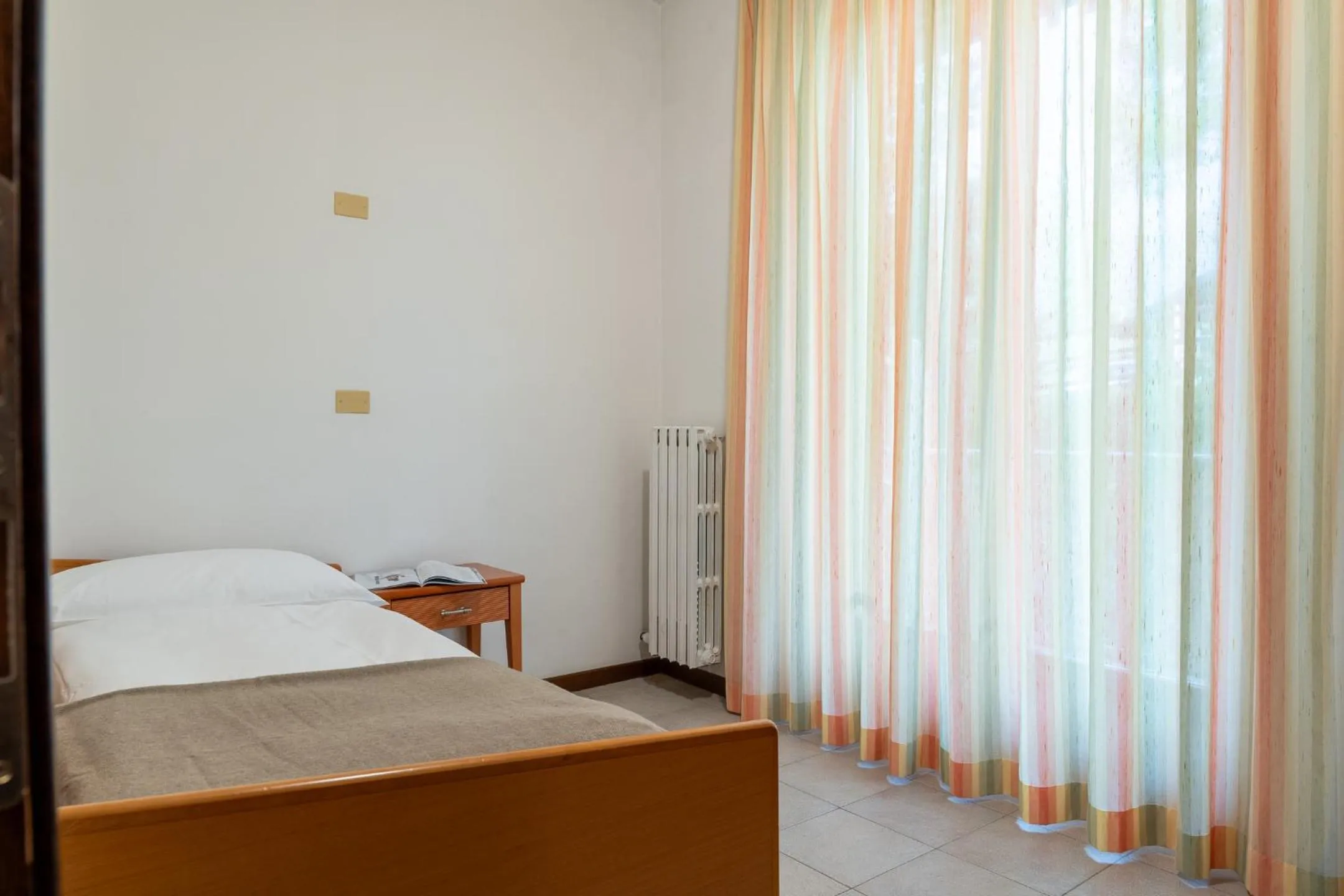 Bedroom, Bed in Hotel Costaverde "ai Roni"