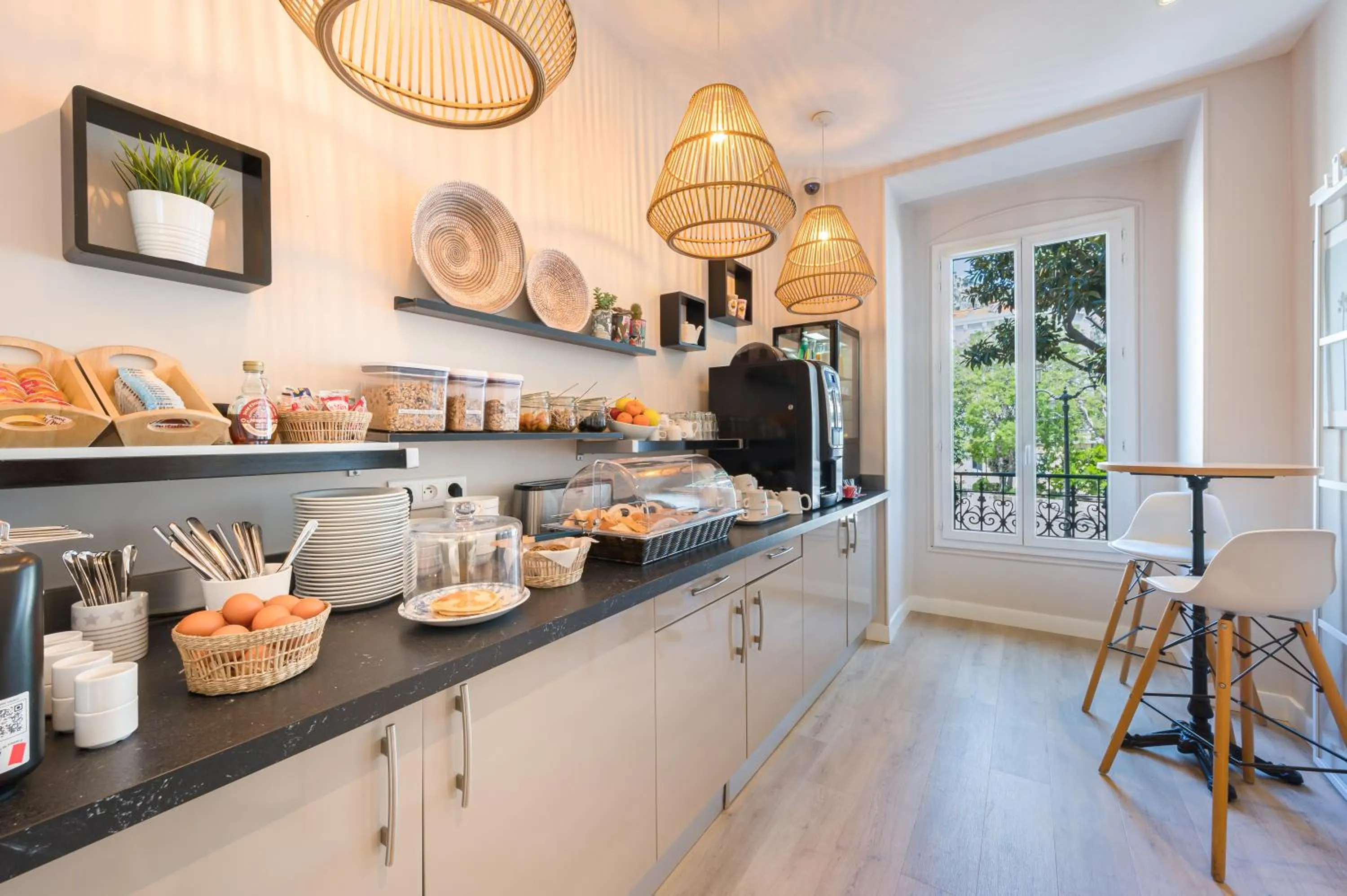 Breakfast in Hotel Select