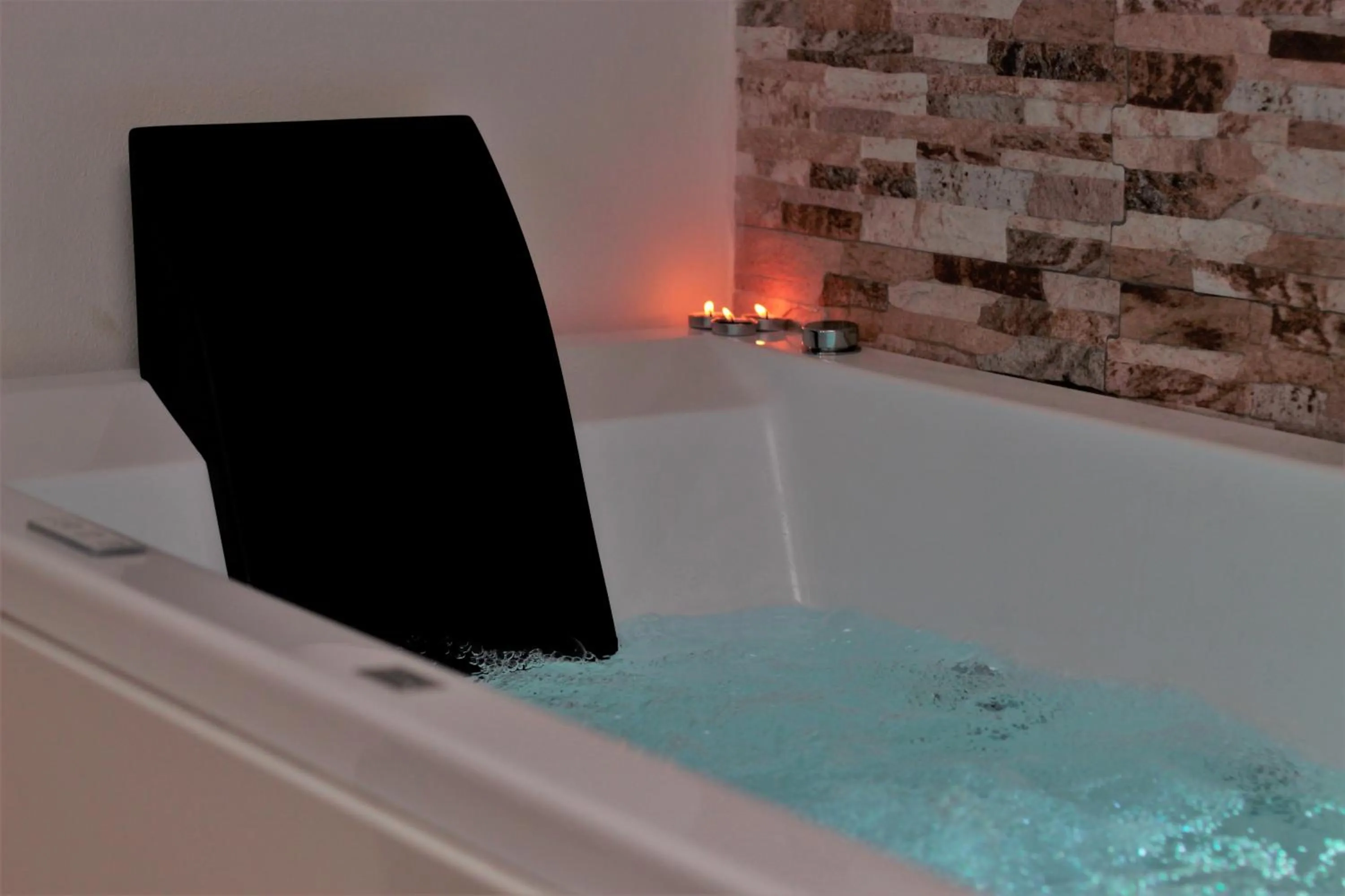 Hot Tub in B&B Verzavò