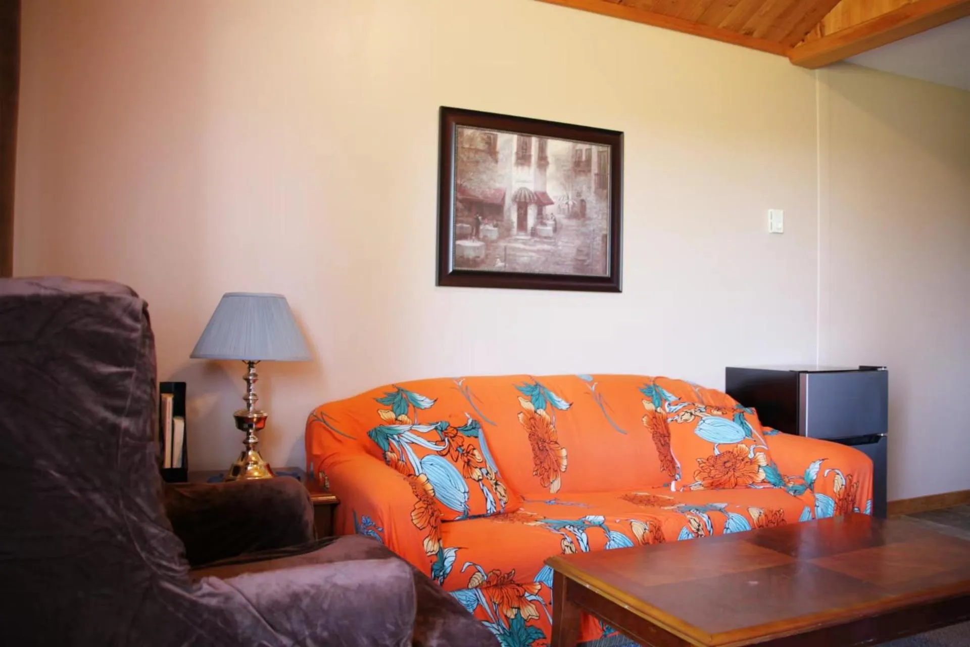 Living room in Rustico Acres Cottages