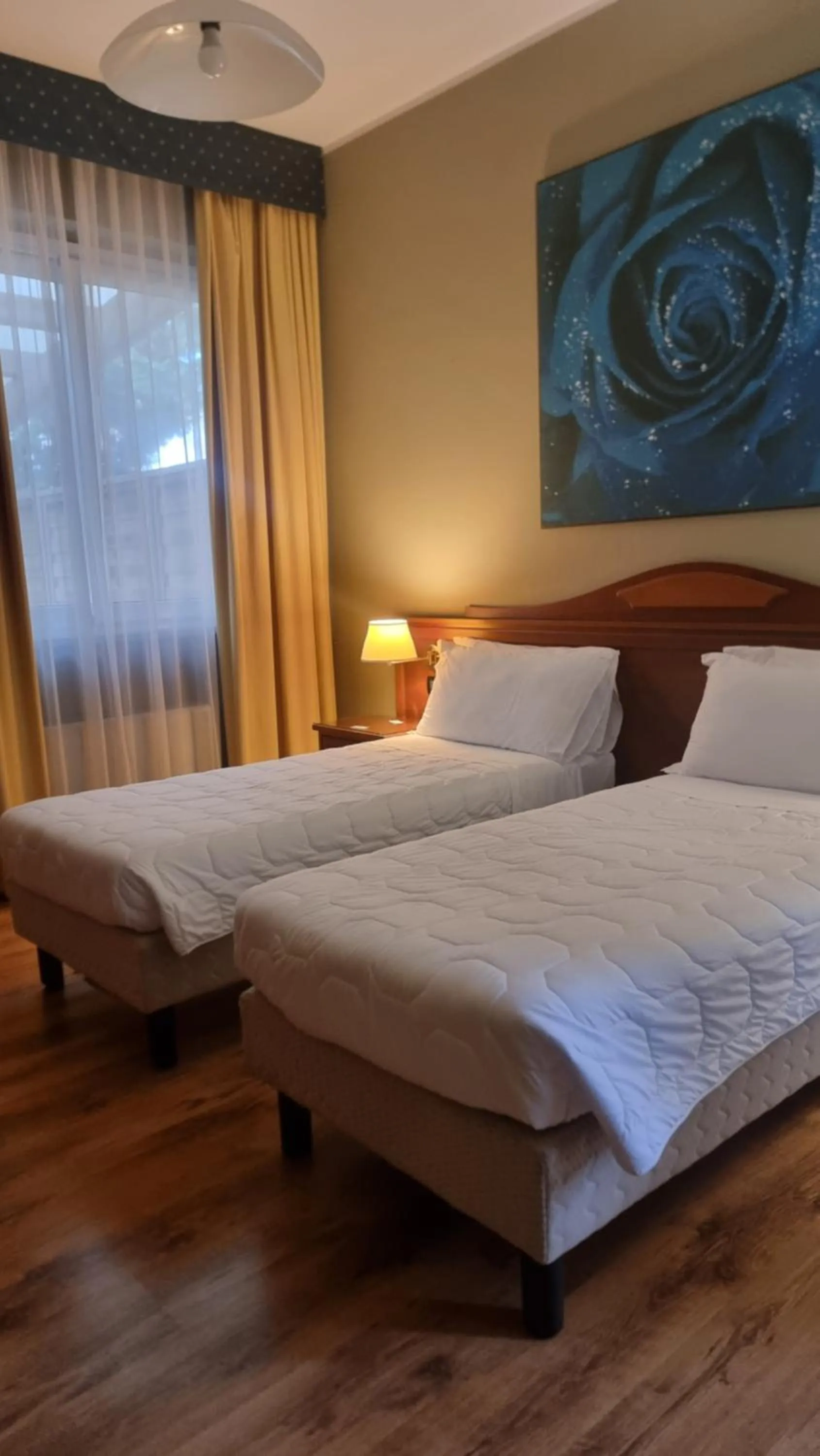 Bed in Hotel De La Ville