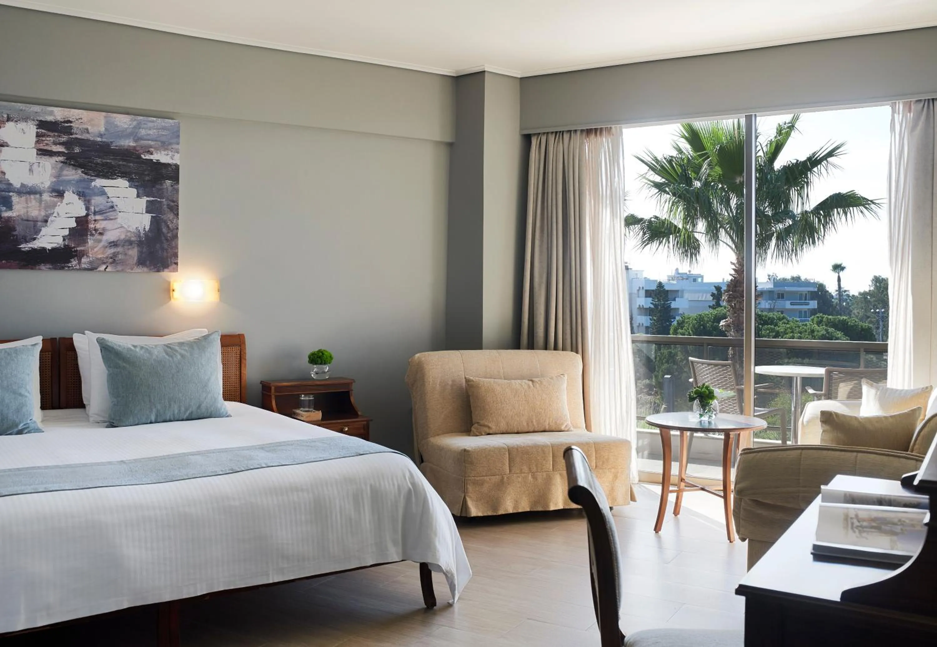 Toilet, Bed in Golden Sun Hotel