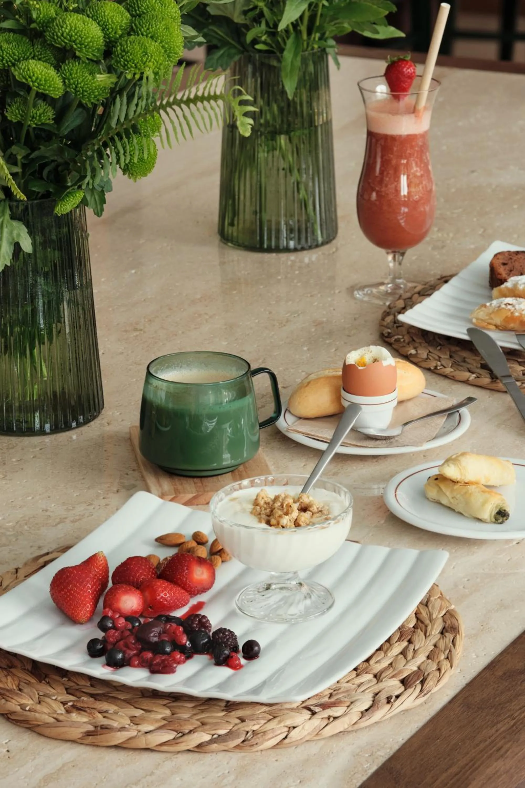 Restaurant/places to eat in Golden Sun Hotel