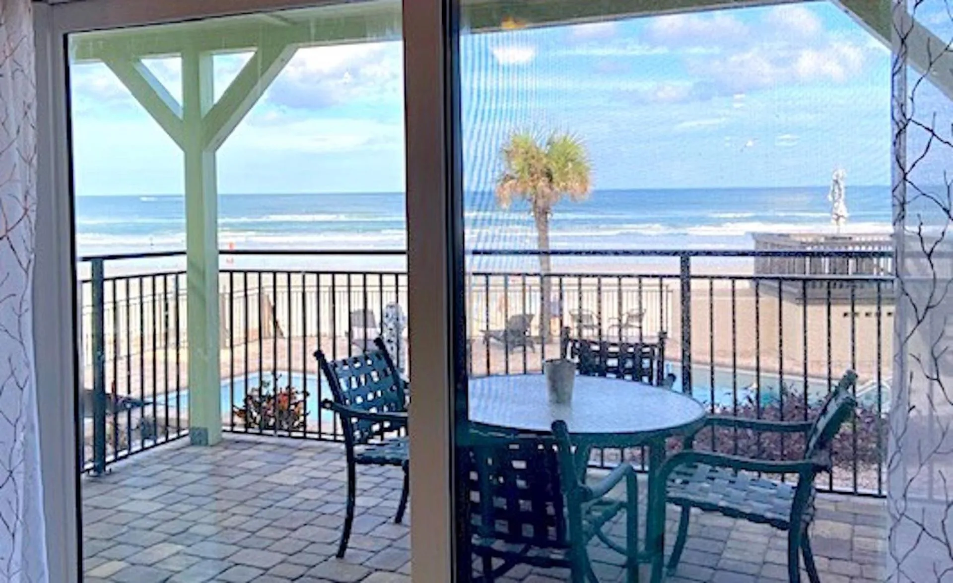 Sea view in Organic Beach Retreat