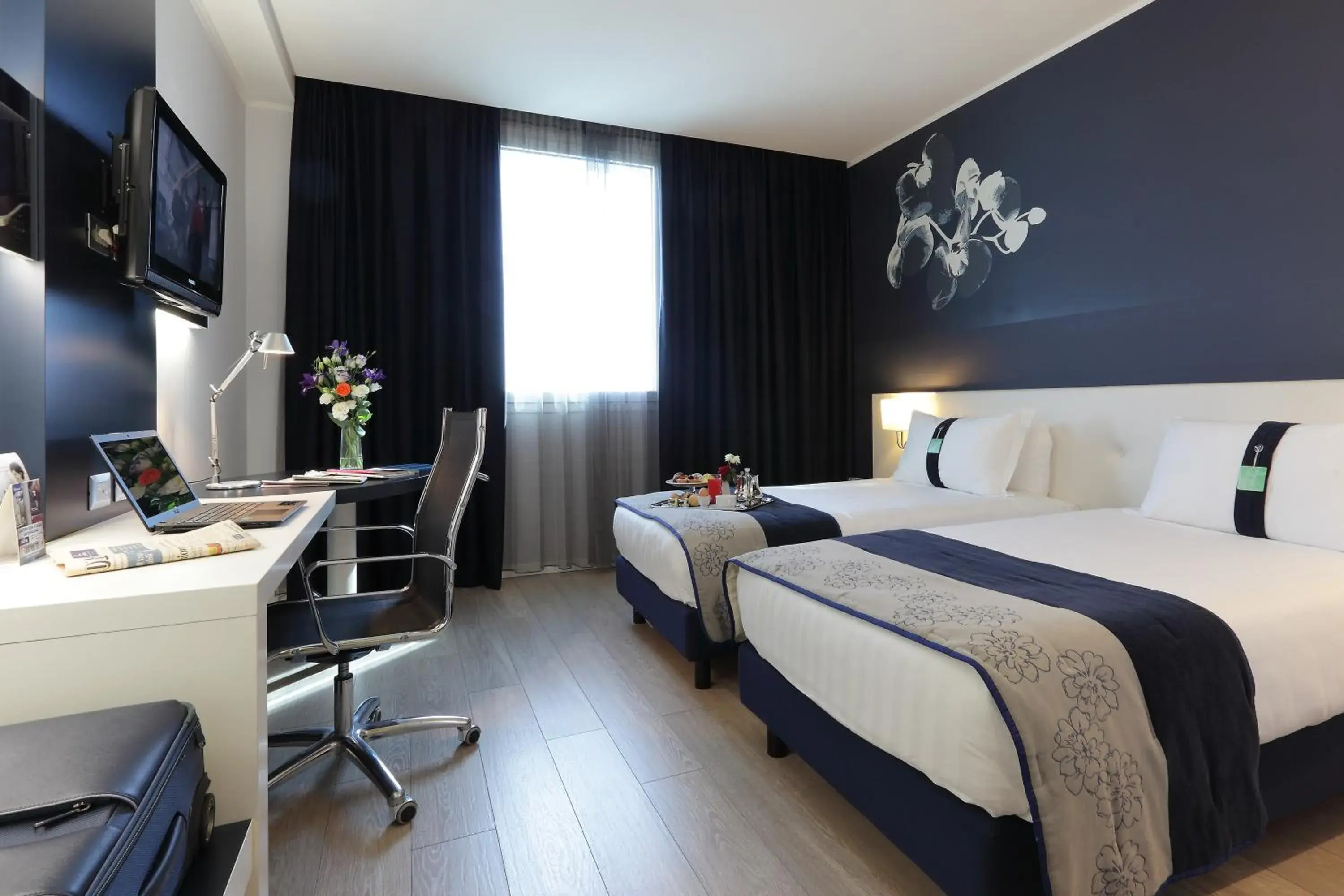 Standard Room in Holiday Inn Milan Nord Zara by IHG Standard Room in Holiday Inn Milan Nord Zara by IHG