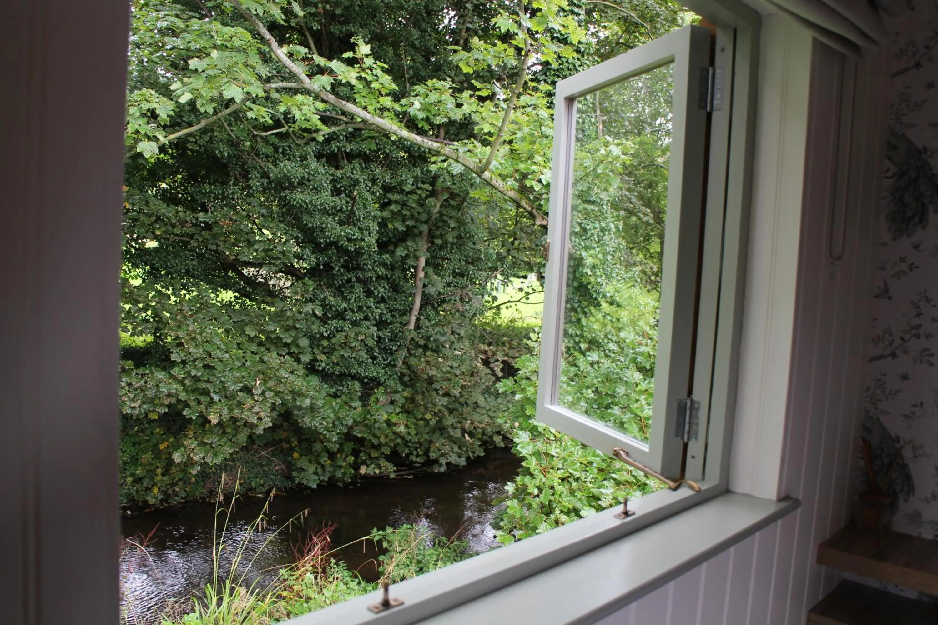 River view in The Apple Inn