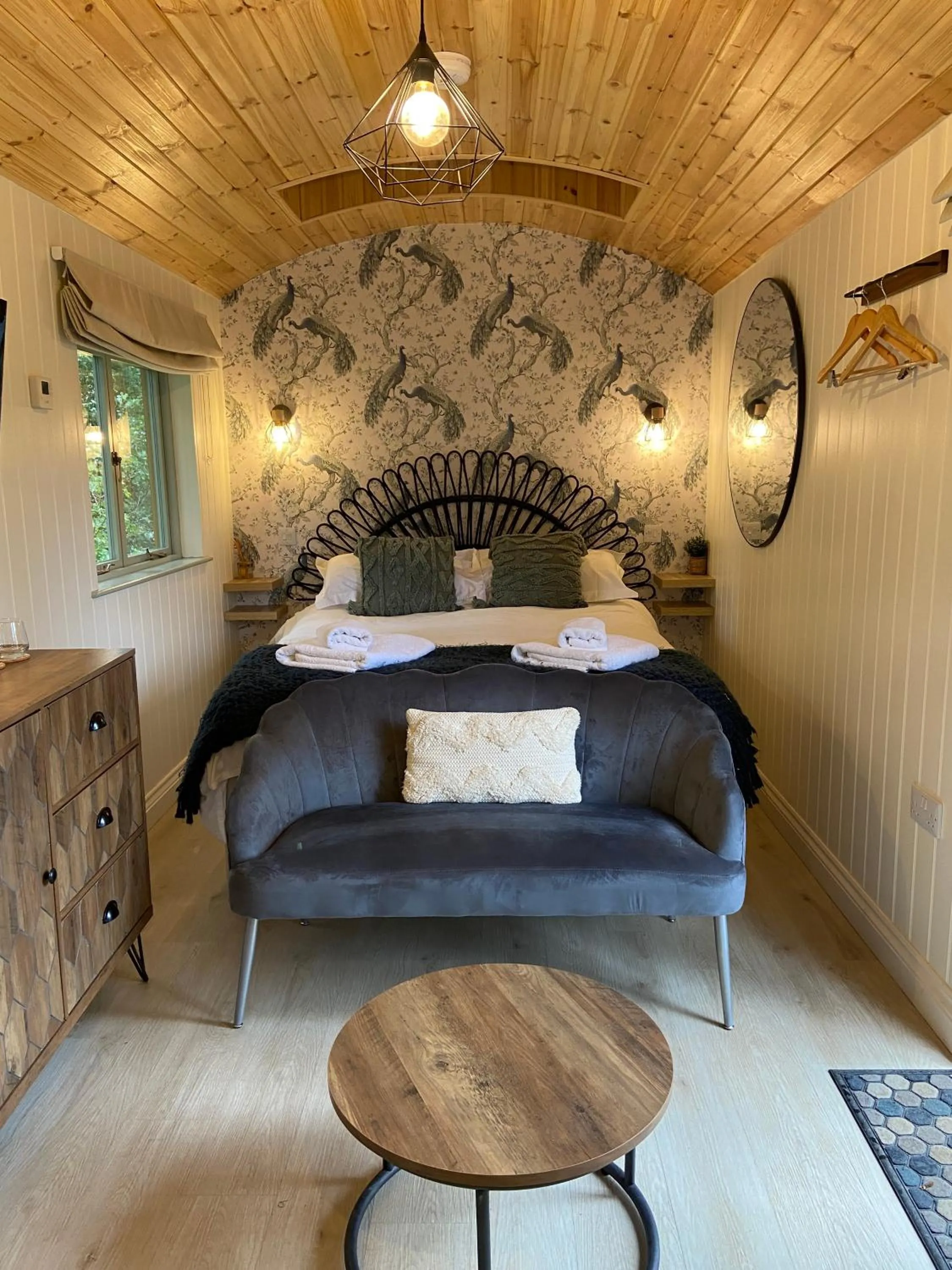 Bed in The Apple Inn