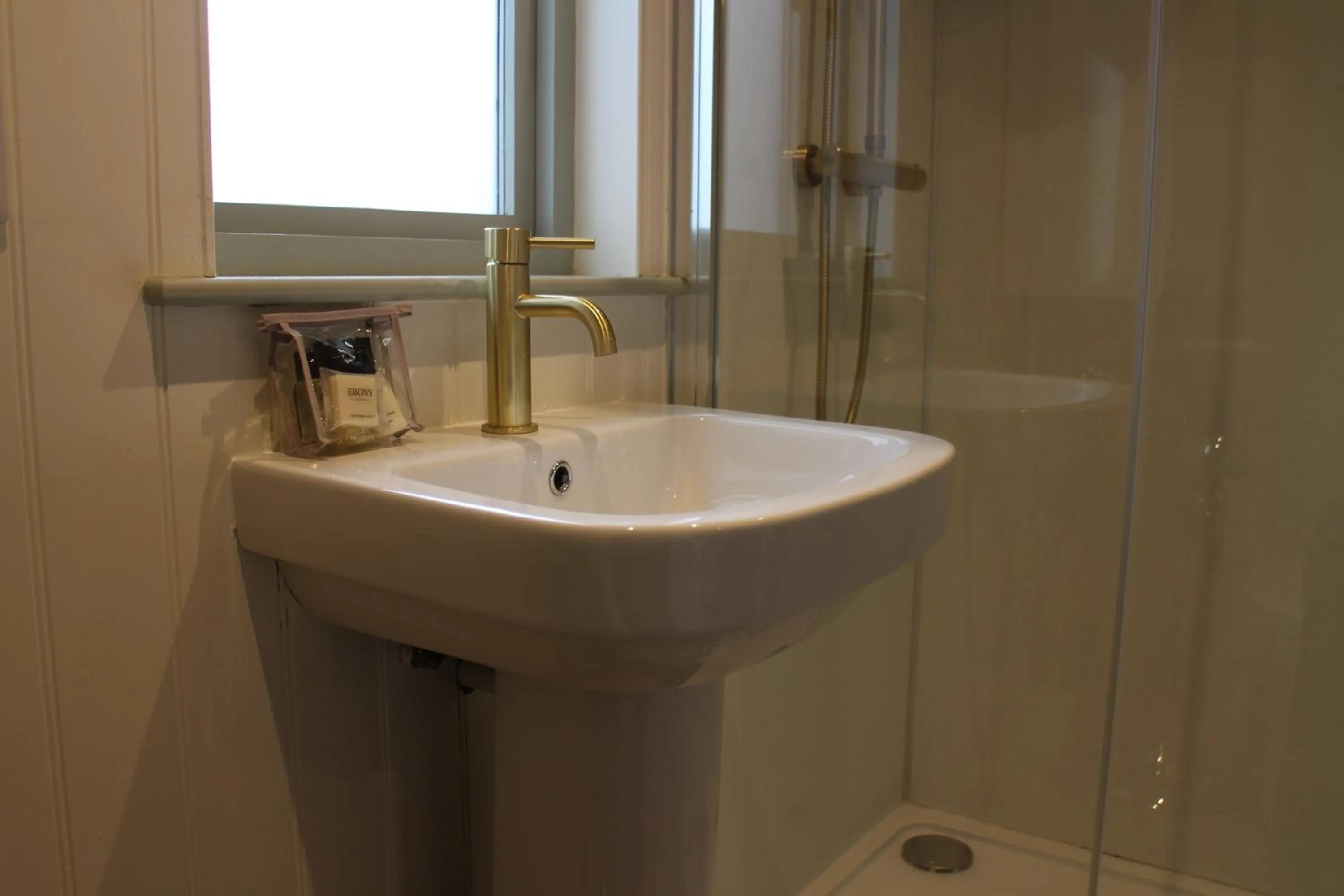 Bathroom in The Apple Inn