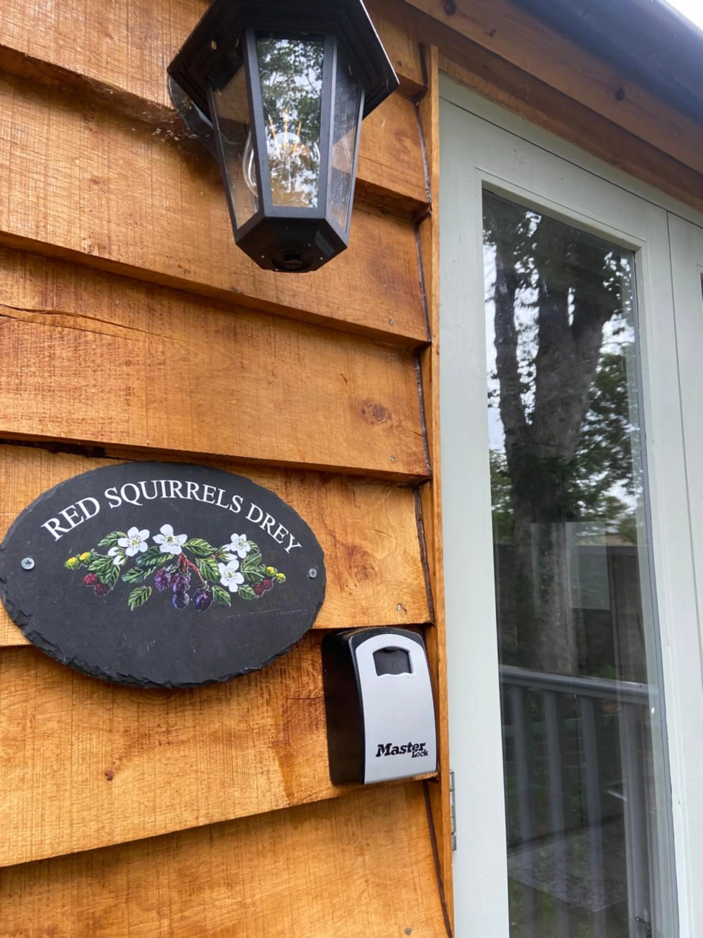 Property building in The Apple Inn