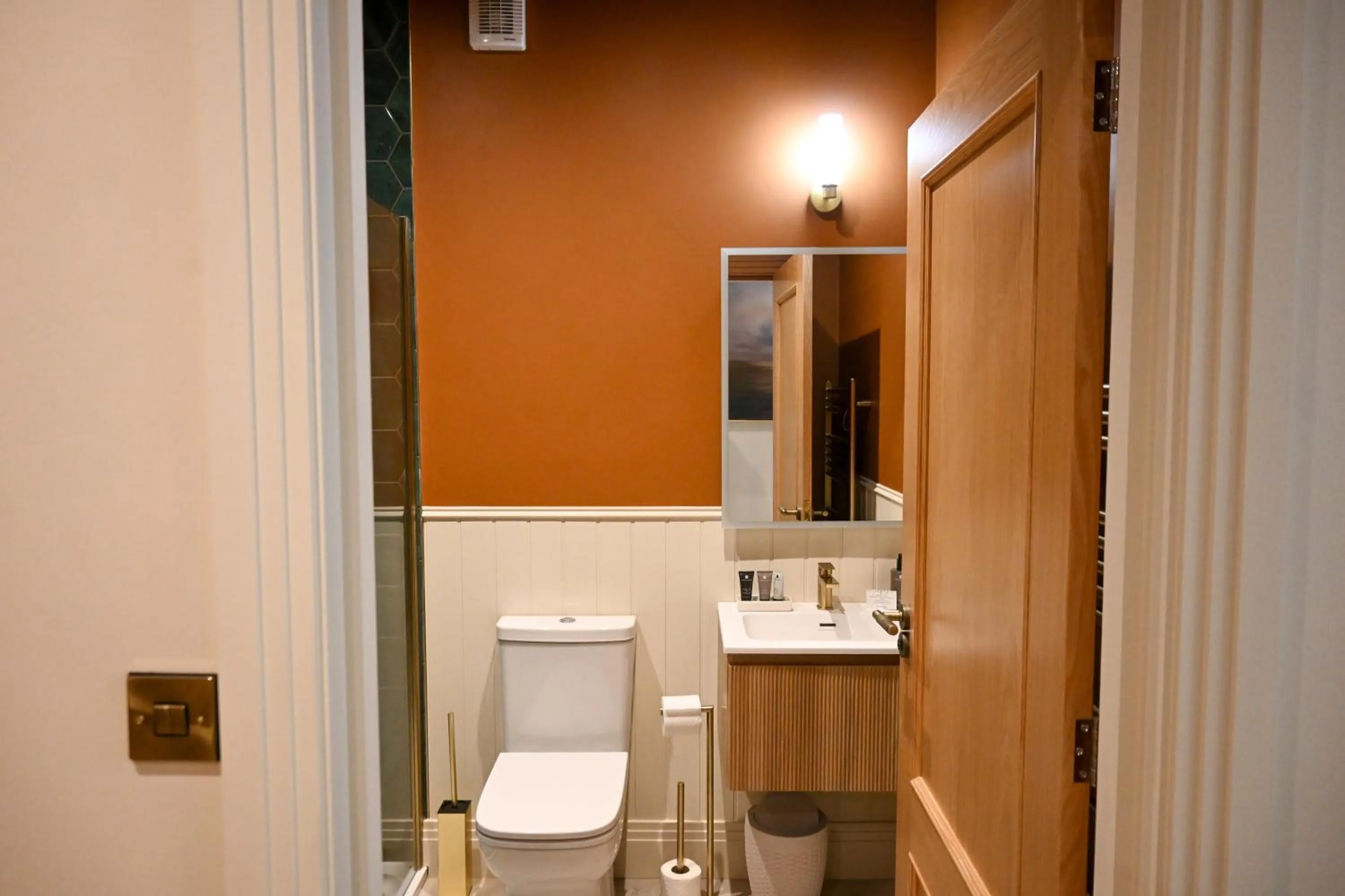 Shower in The Apple Inn