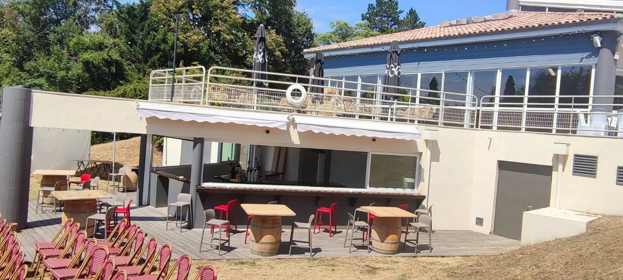 Restaurant/places to eat in Hotel Restaurant La Dame du Lac