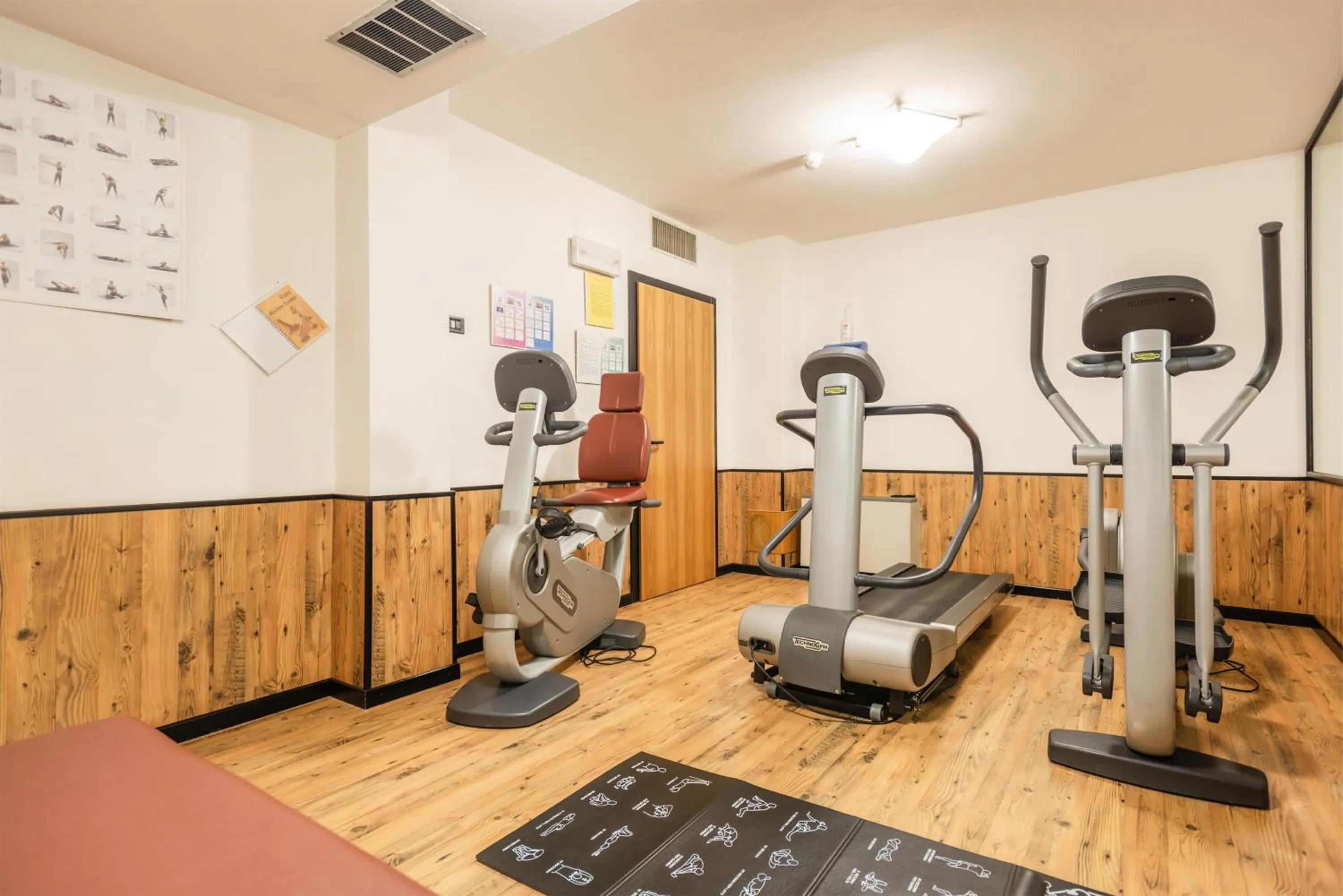 Fitness centre/facilities in Hotel Alpina