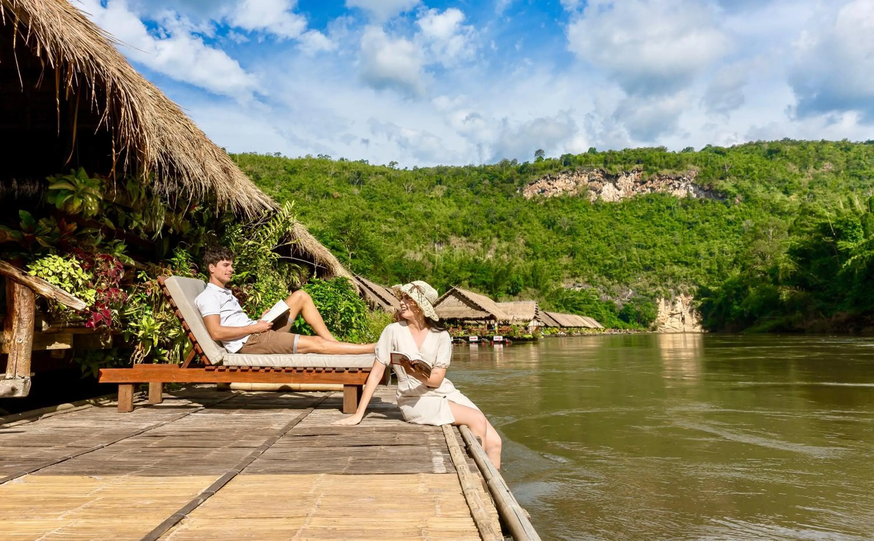 Balcony/Terrace in River Kwai Jungle Rafts