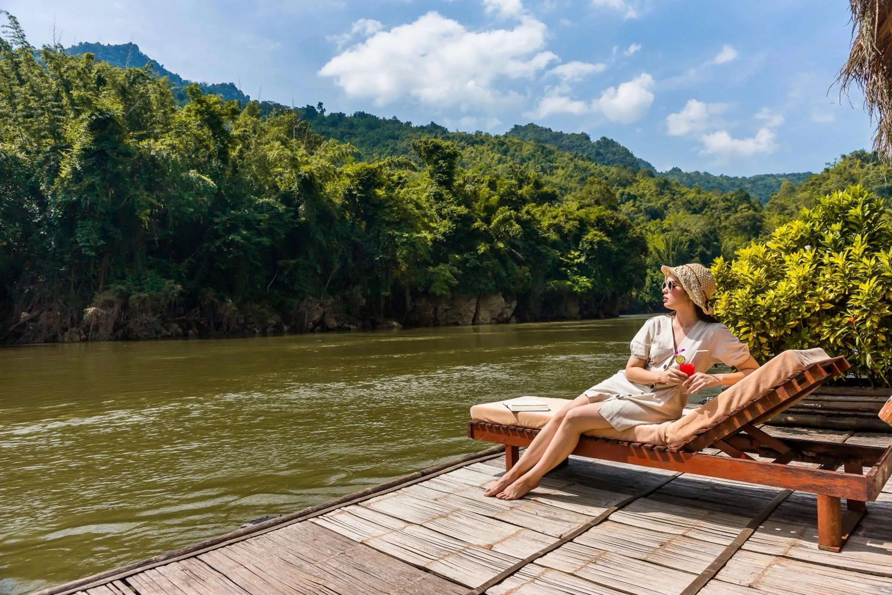 Balcony/Terrace in River Kwai Jungle Rafts