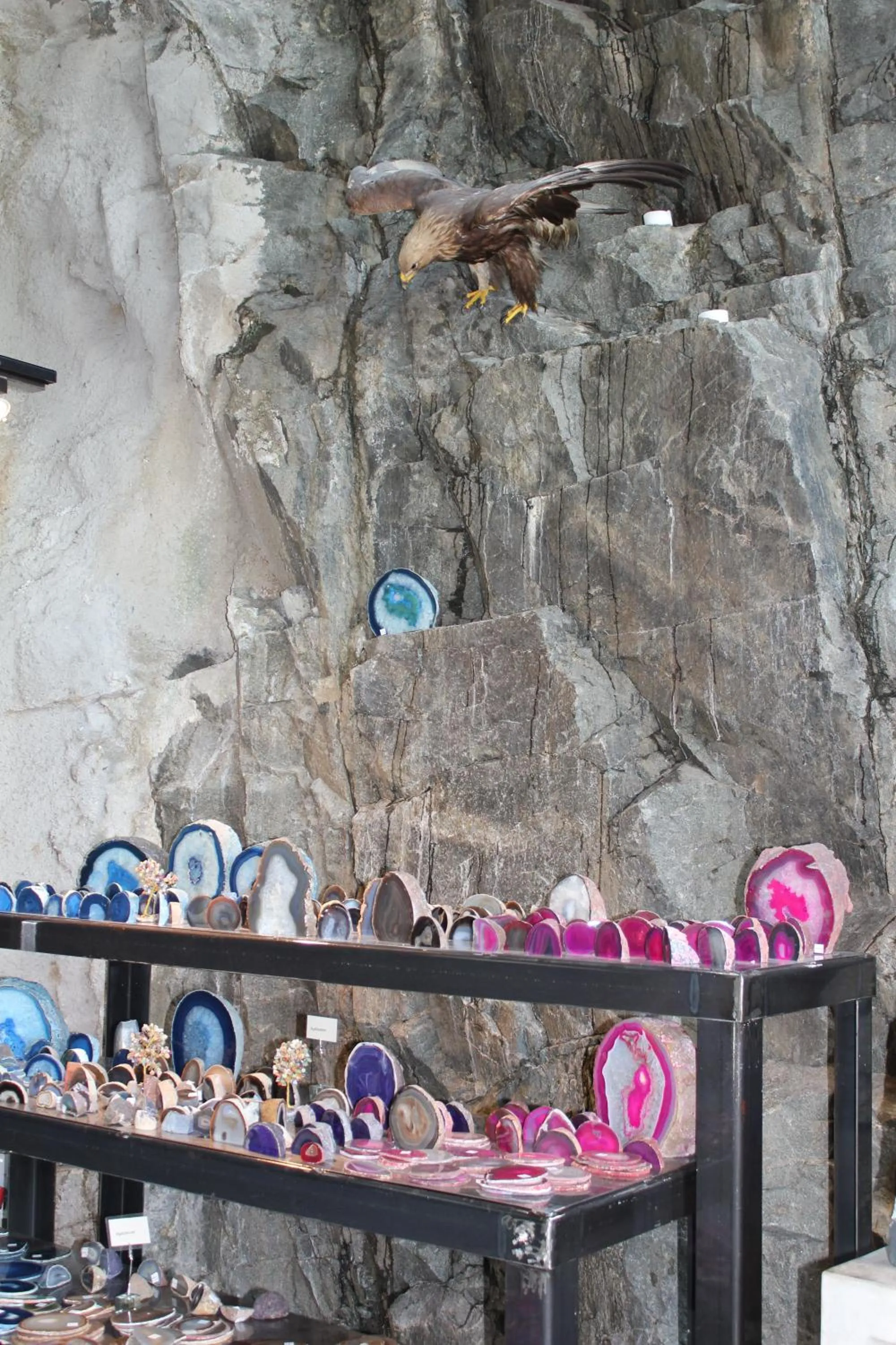 On-site shops in Byrkjedalstunet Hotell