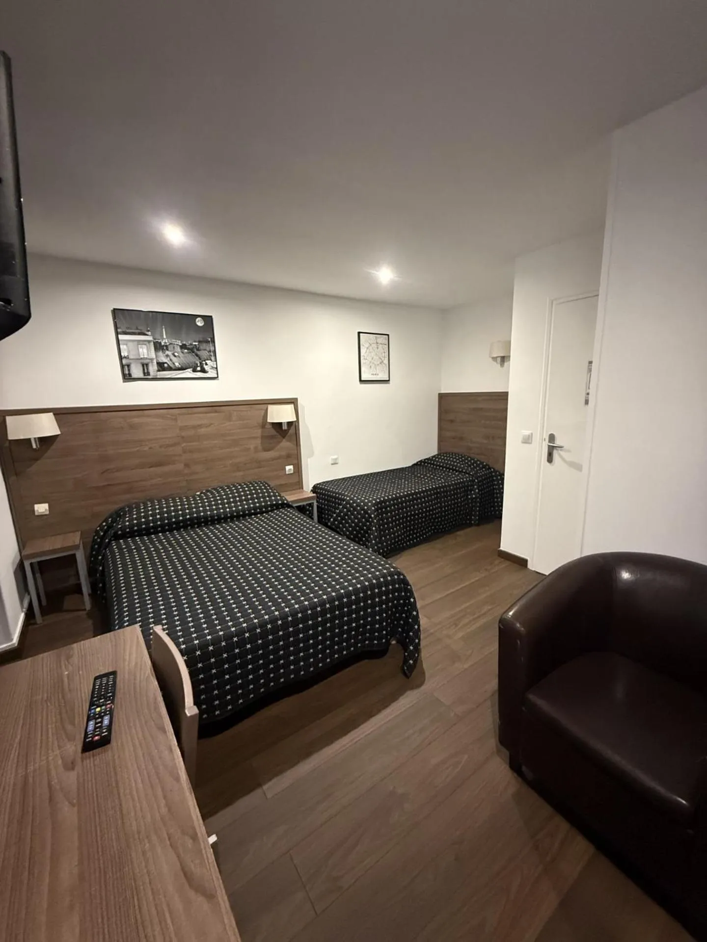 Bed in Victory Hotel Galou