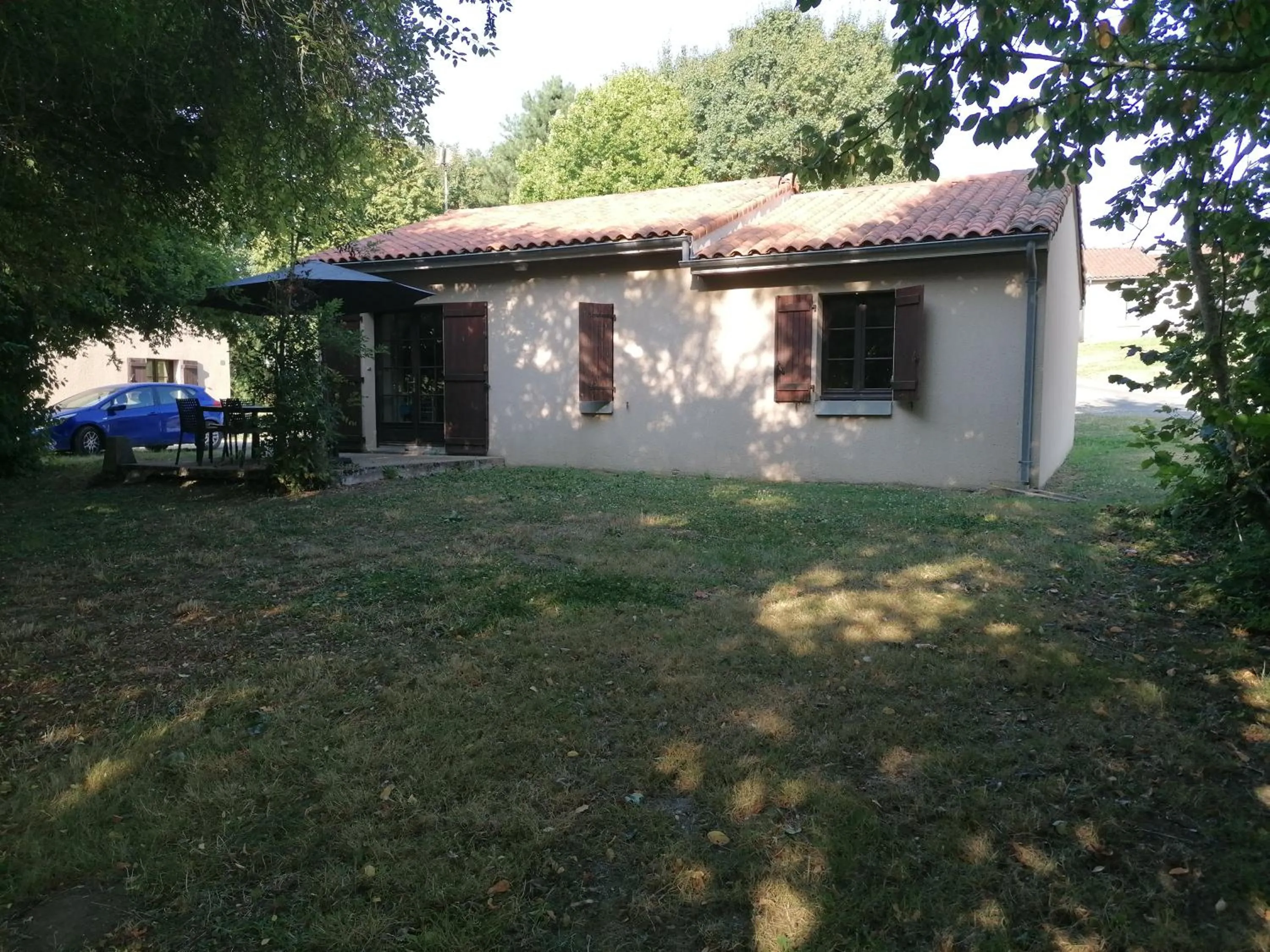 Property building in Terres de France - Moncontour Active Park