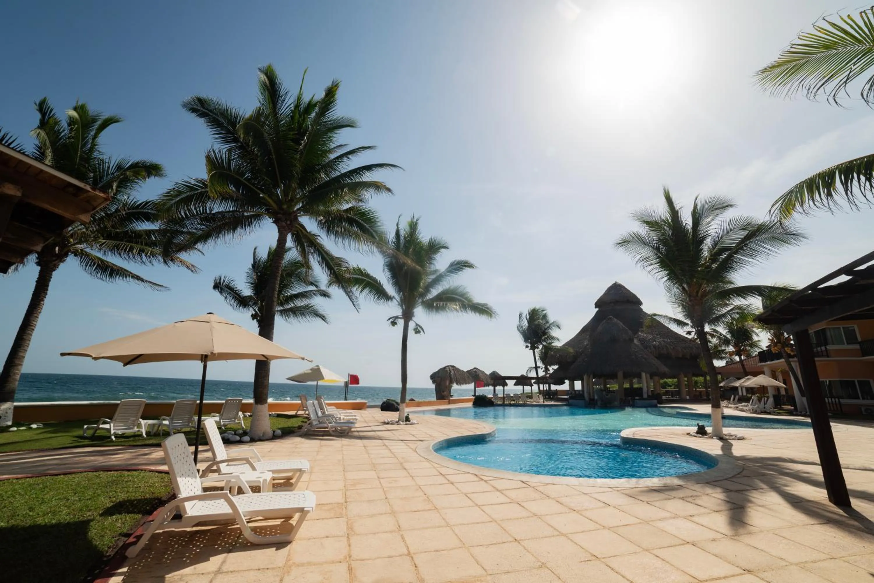 Sea view in Hotel Cayman Suites