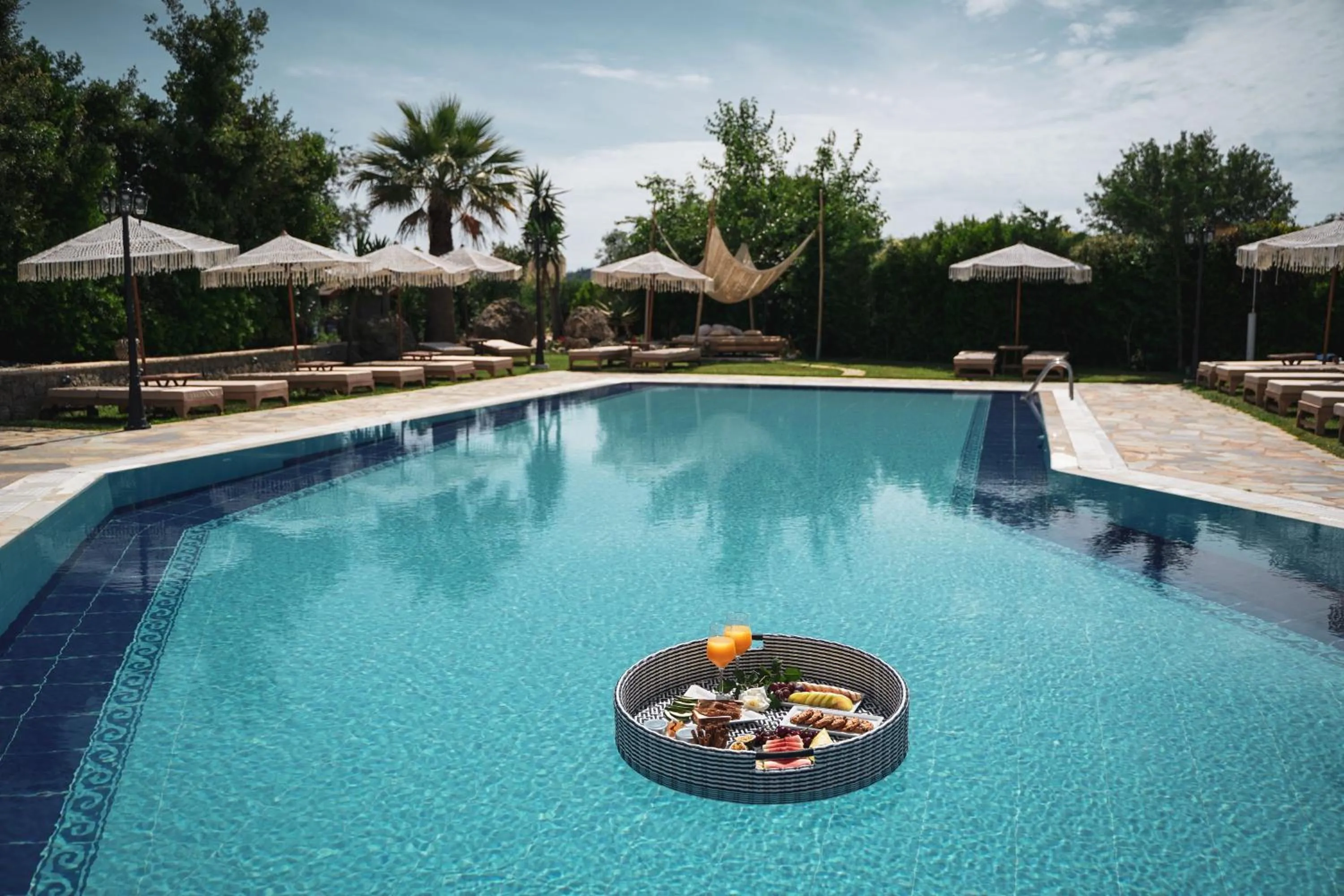 Food and drinks in Panorama Hideaway